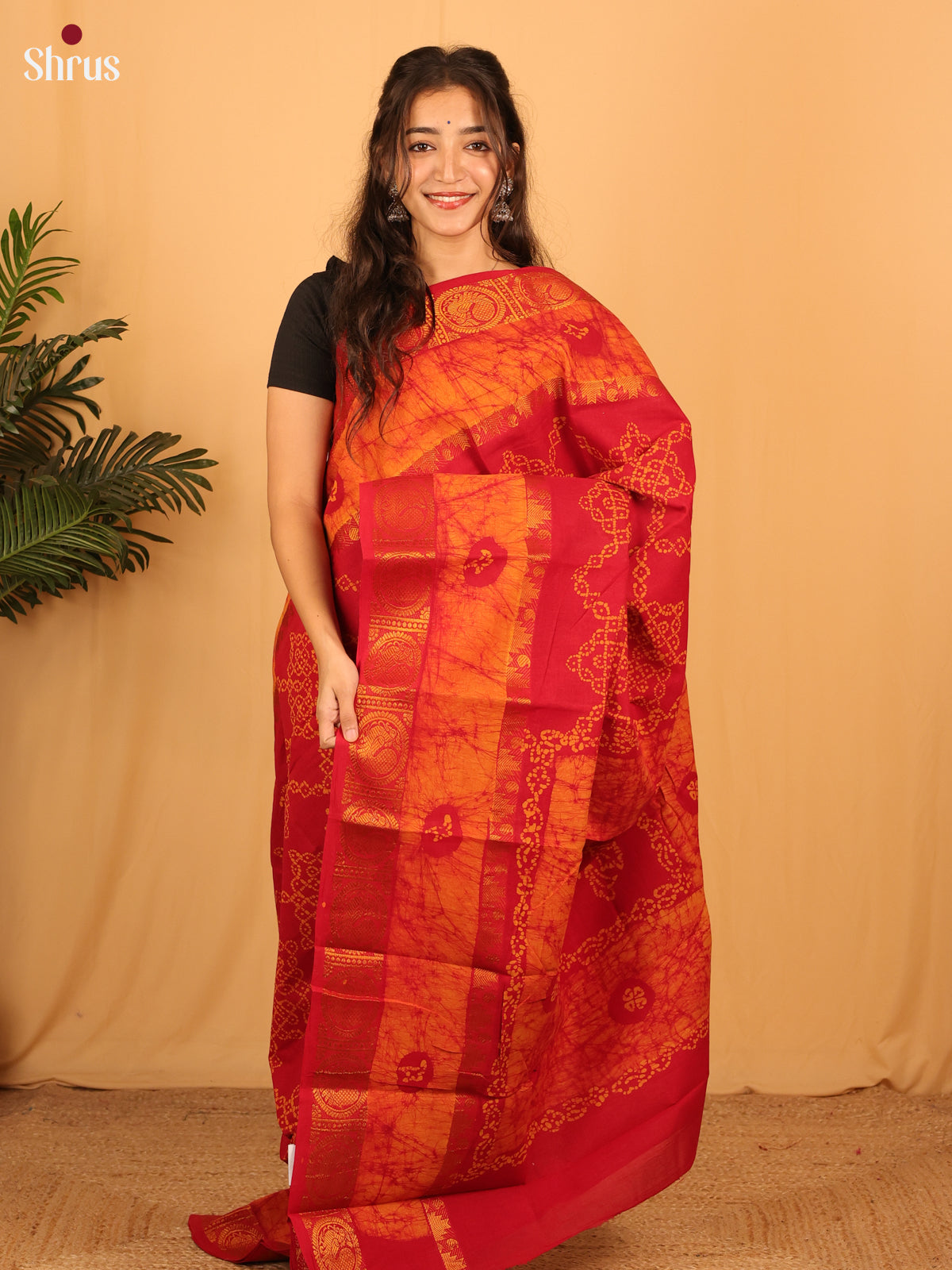Red & Orange - Sungudi Cotton Saree - Shop on Shrus.com