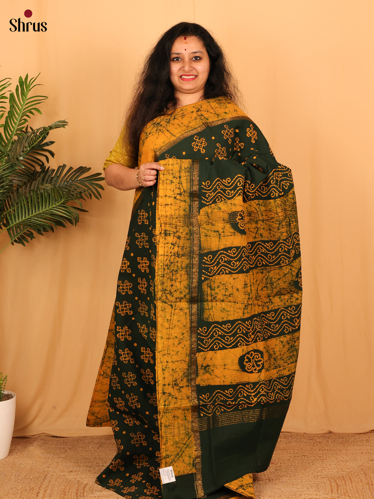 Green & Mustard - Sungudi Cotton Saree - Shop on Shrus.com