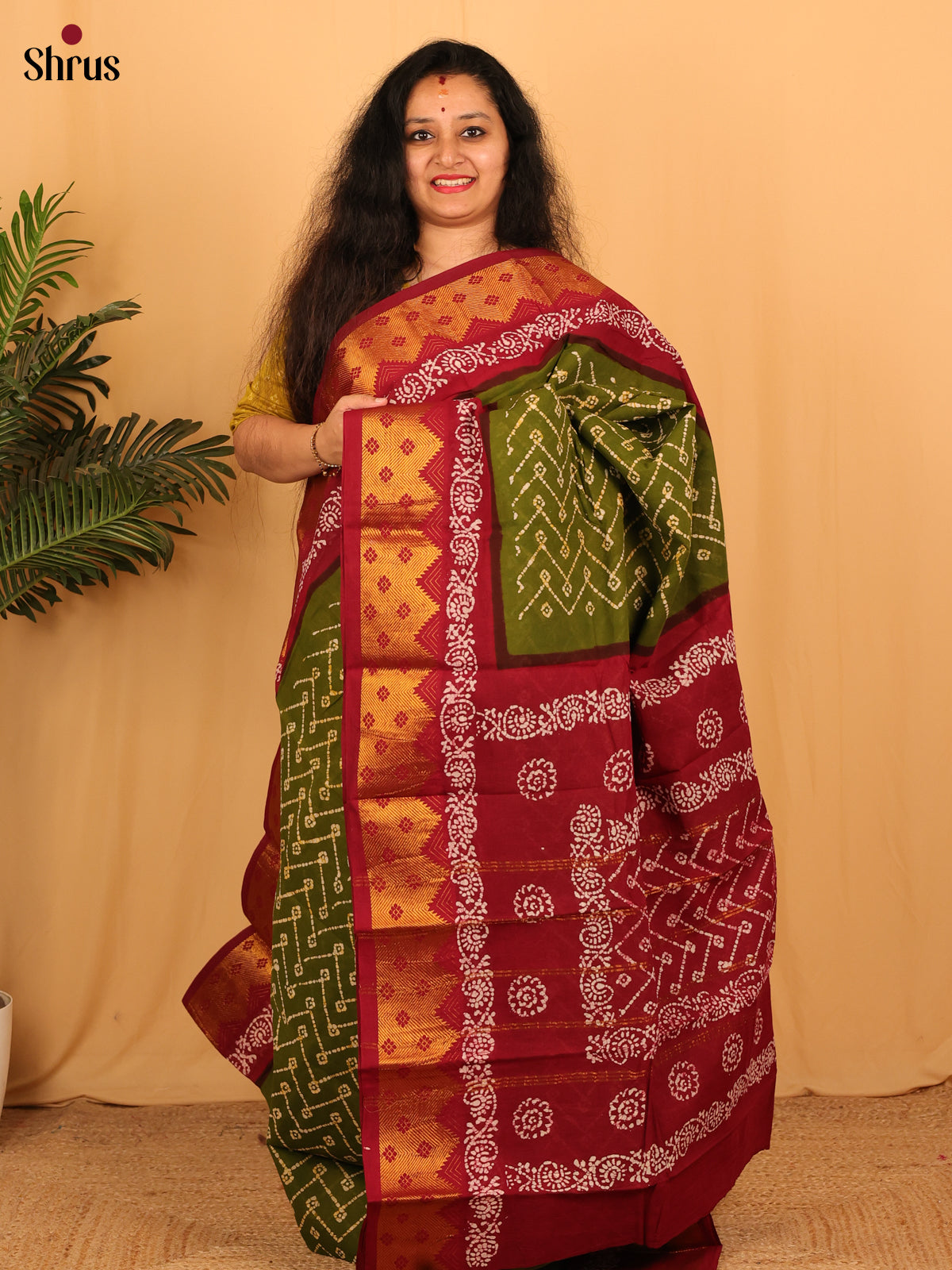 Green & Maroon - Sungudi Cotton Saree - Shop on Shrus.com