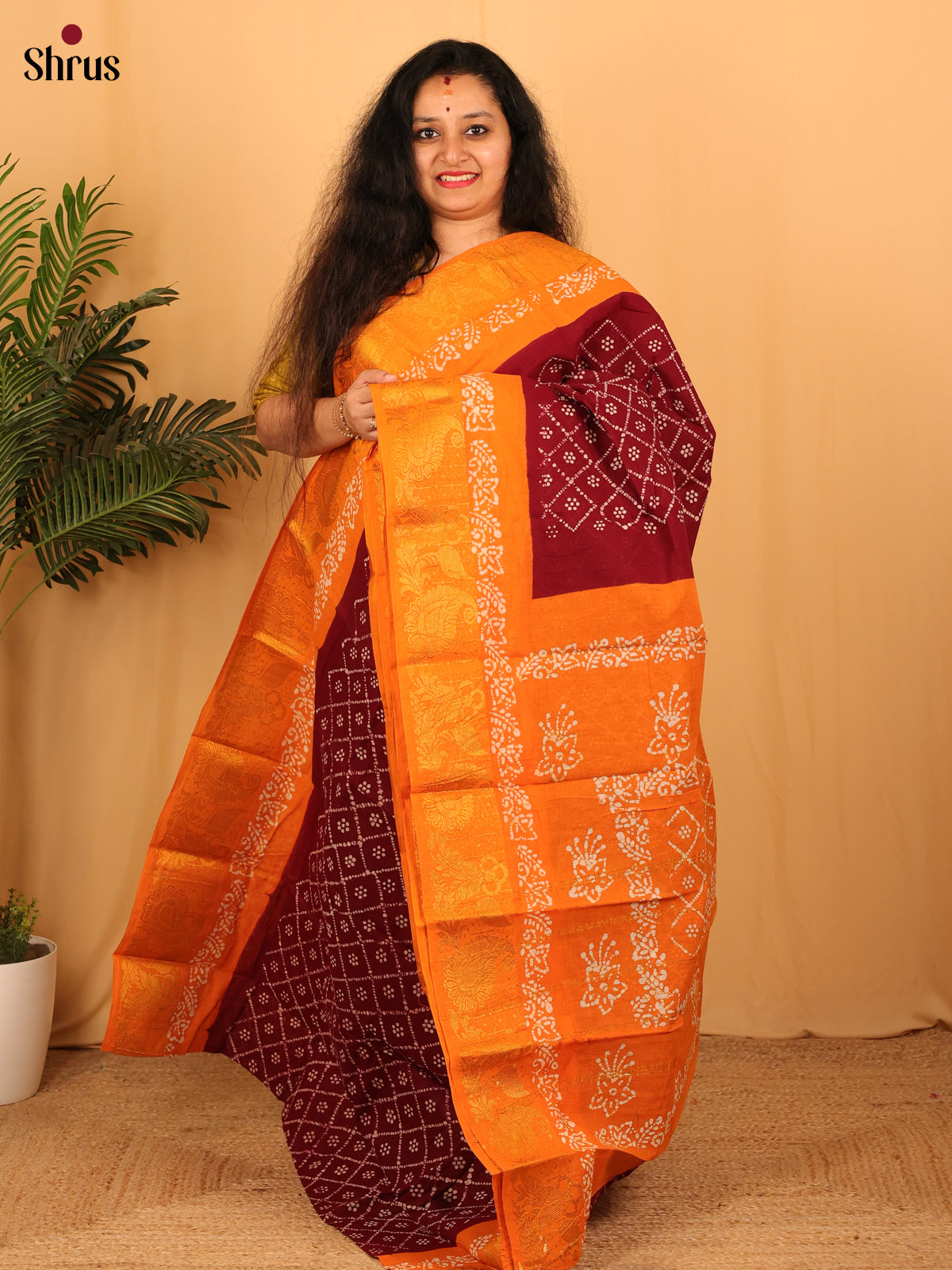 Maroon & Orange - Sungudi Cotton Saree - Shop on Shrus.com