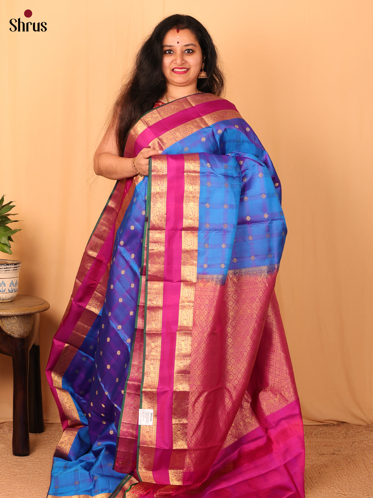 Blue & Pink - Kanchipuram silk Saree - Shop on Shrus.com