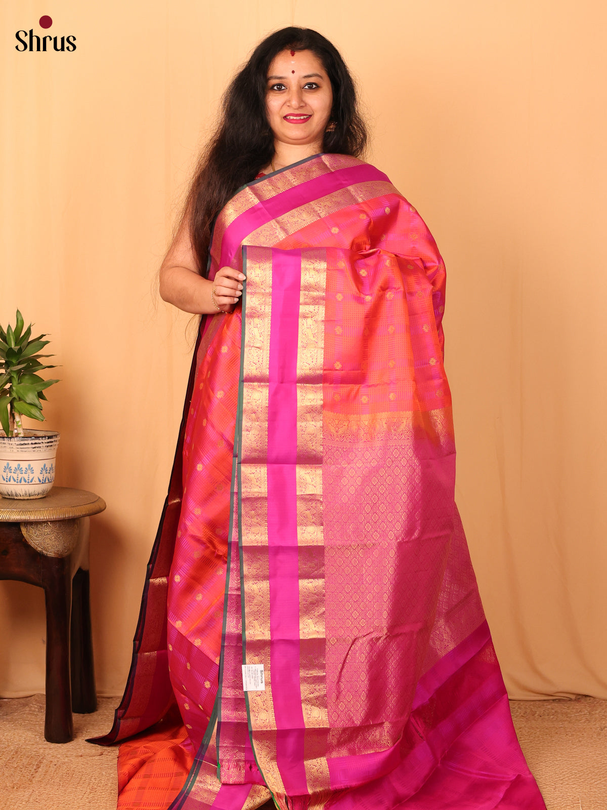 Orangish Pink & Pink - Kanchipuram silk Saree - Shop on Shrus.com