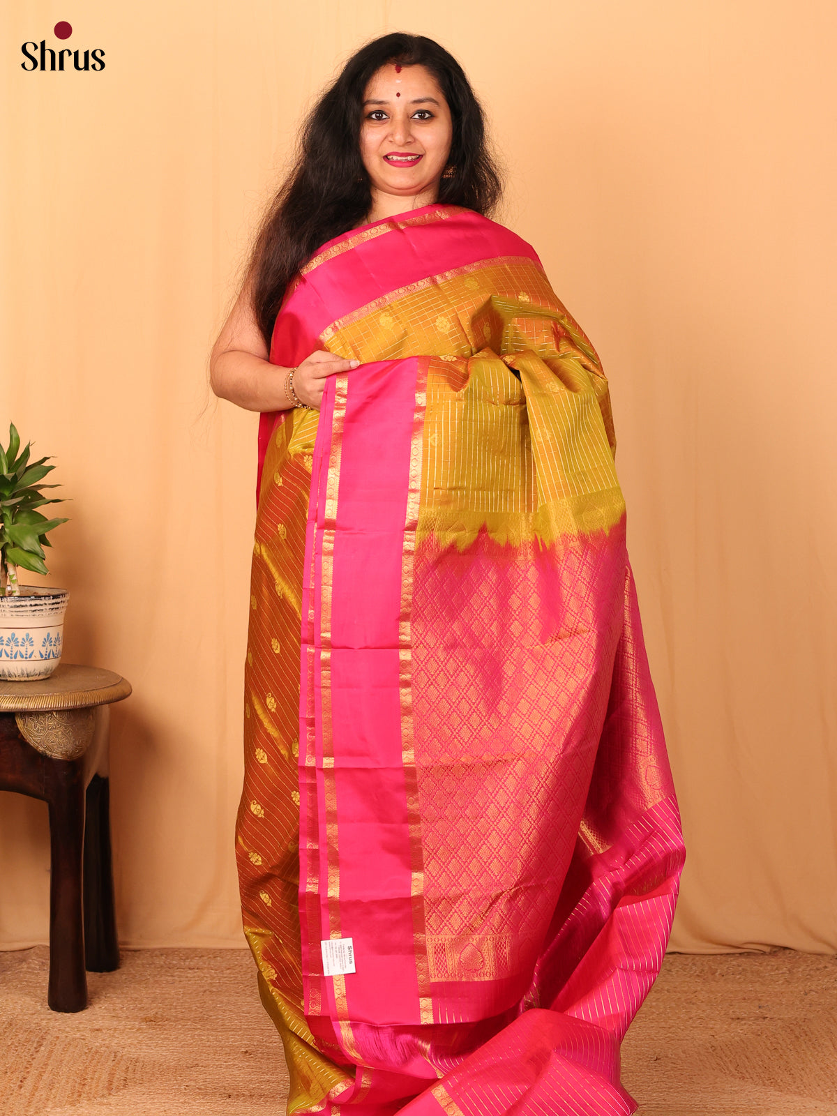 Mustardy Green & Pink- Kanchipuram silk Saree - Shop on Shrus.com