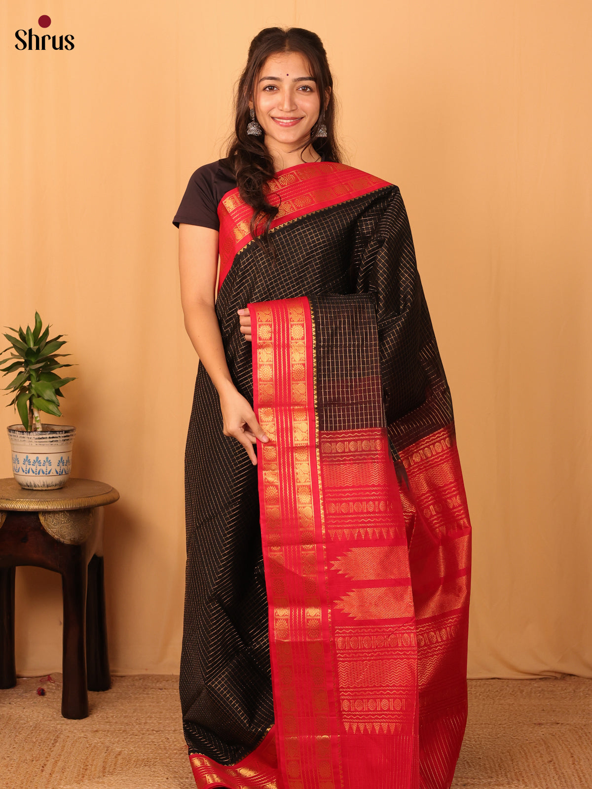 Black And Red Silk Cotton Saree With Zari Kattams(Checks) - Shop on Shrus.com