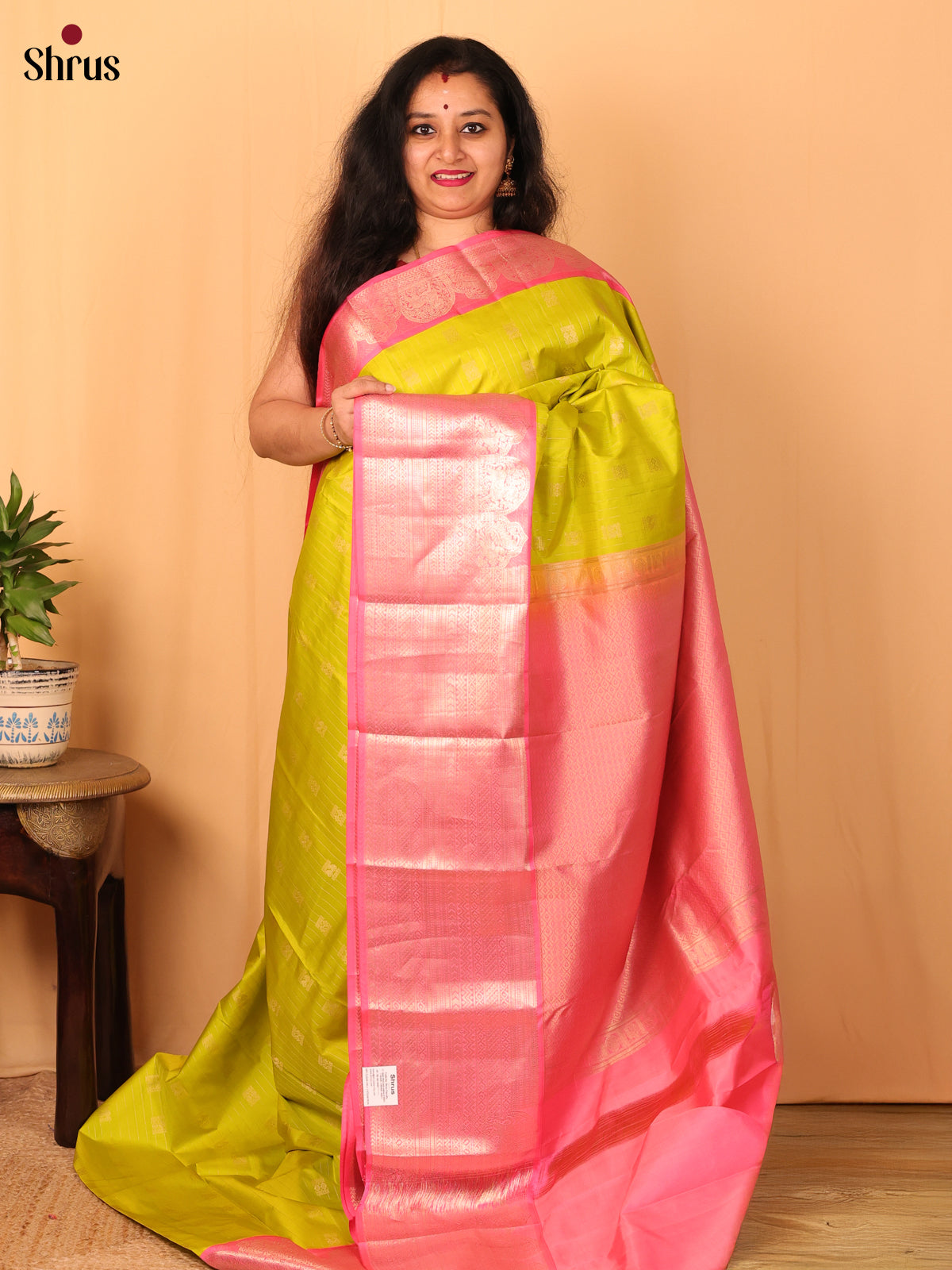 Green & Pink - Kanchipuram silk Saree - Shop on Shrus.com