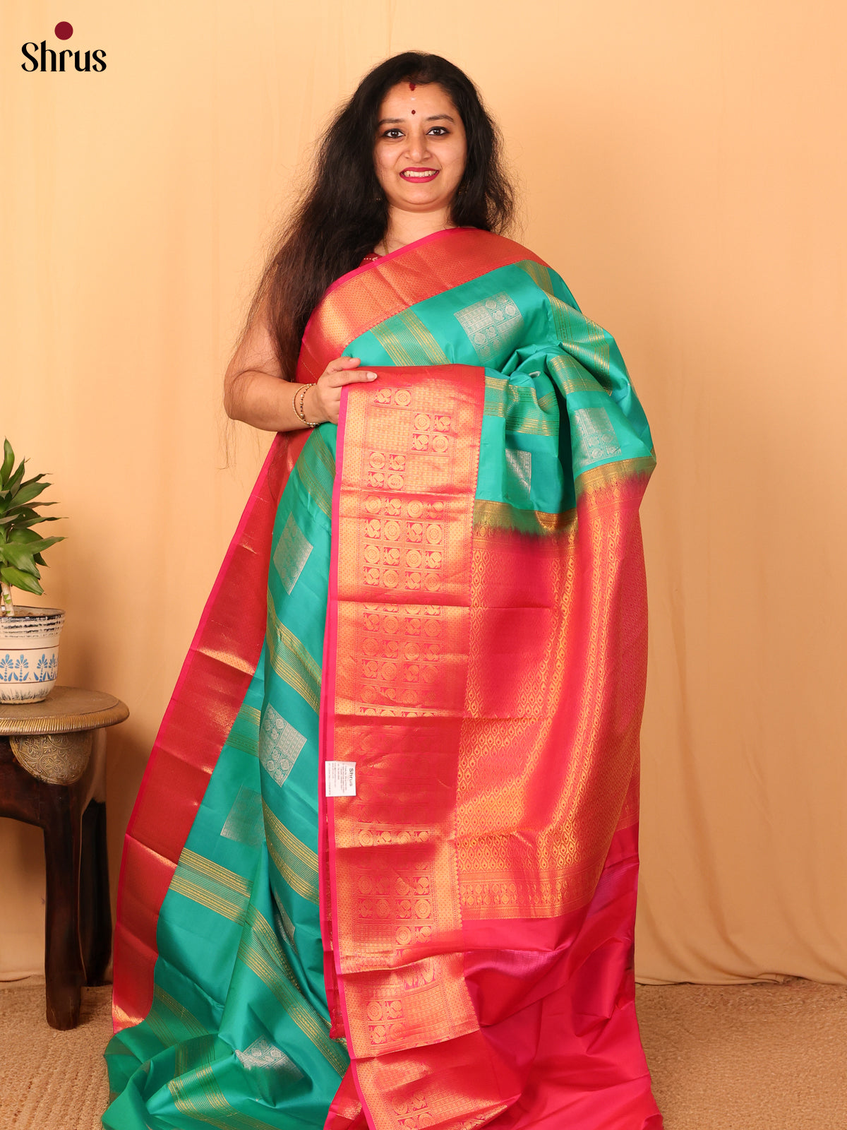 Green & Pink- Kanchipuram silk Saree - Shop on Shrus.com