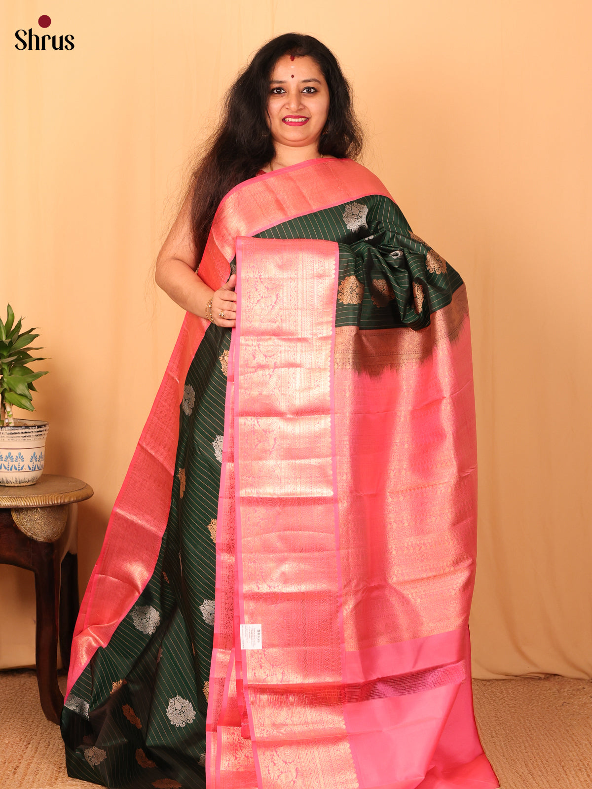Green & Pink - Kanchipuram silk Saree - Shop on Shrus.com
