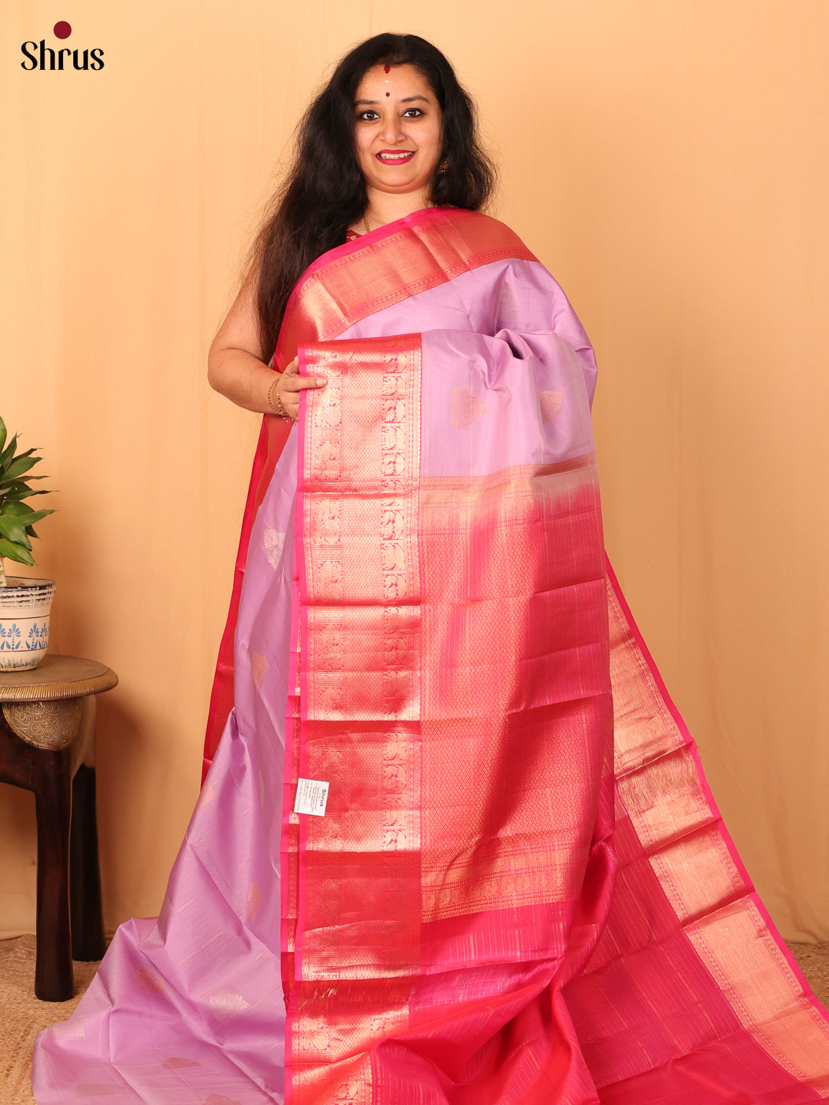 Lavender and Pink Pure Kanchipuram silk Saree With Vaira Oosi Stripes and Floral Buttas-1