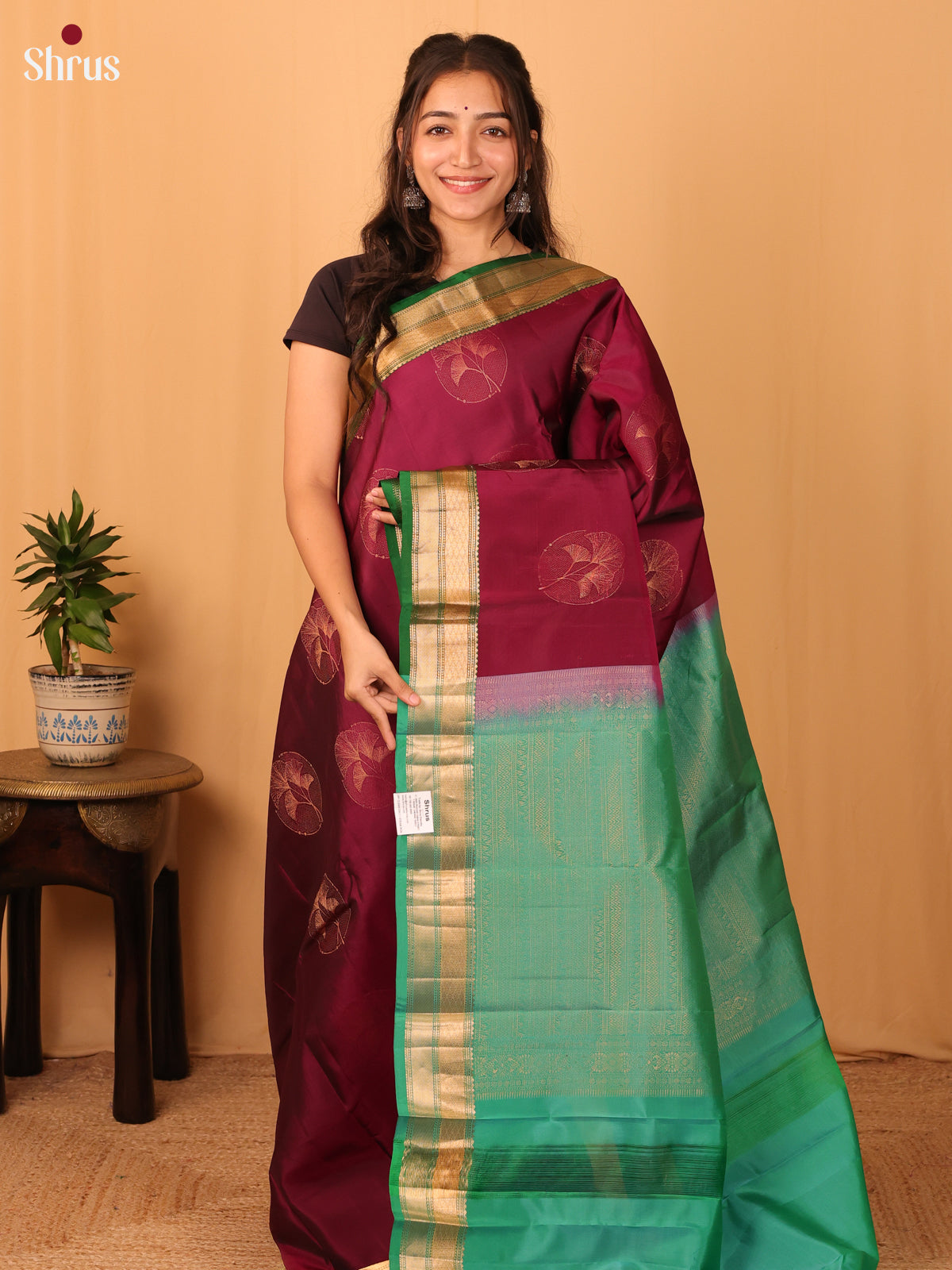 Maroon & Green - Kanchipuram-halfpure Saree - Shop on Shrus.com
