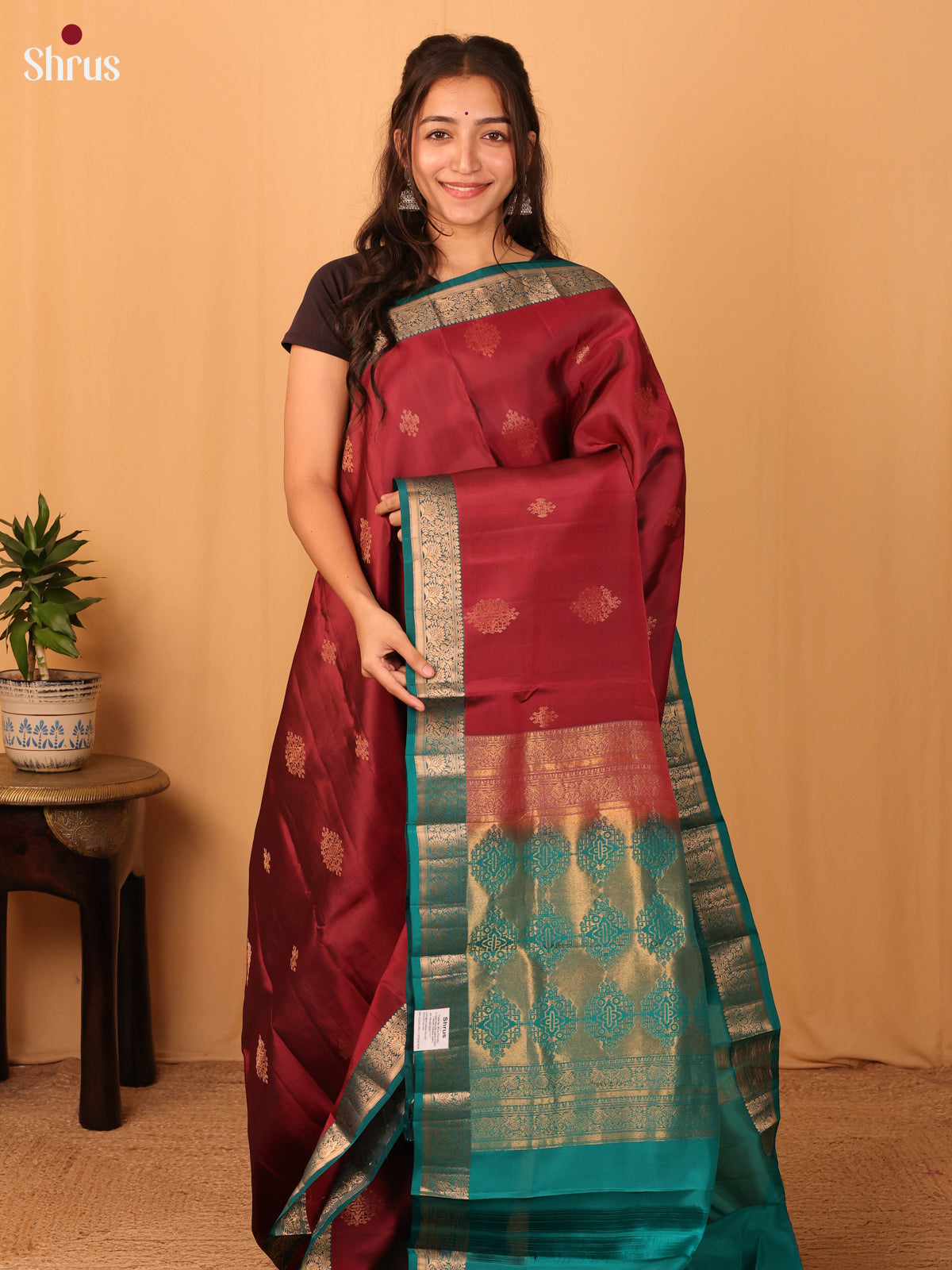 Maroon & Teal - Kanchipuram-halfpure Saree - Shop on Shrus.com
