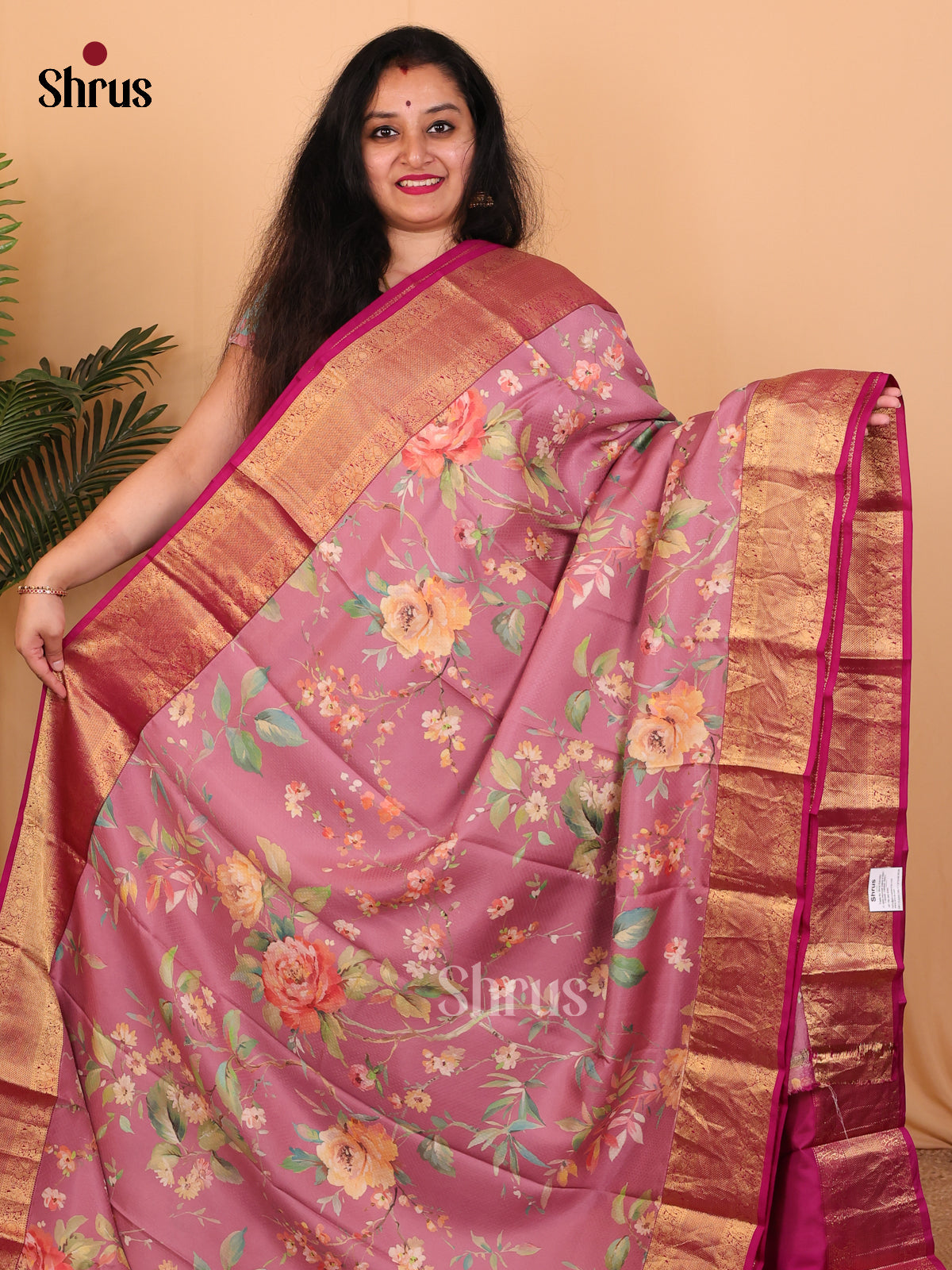 Onion Pink And Pink Kanchipuram silk Saree With Floral Prints - Shop on Shrus.com