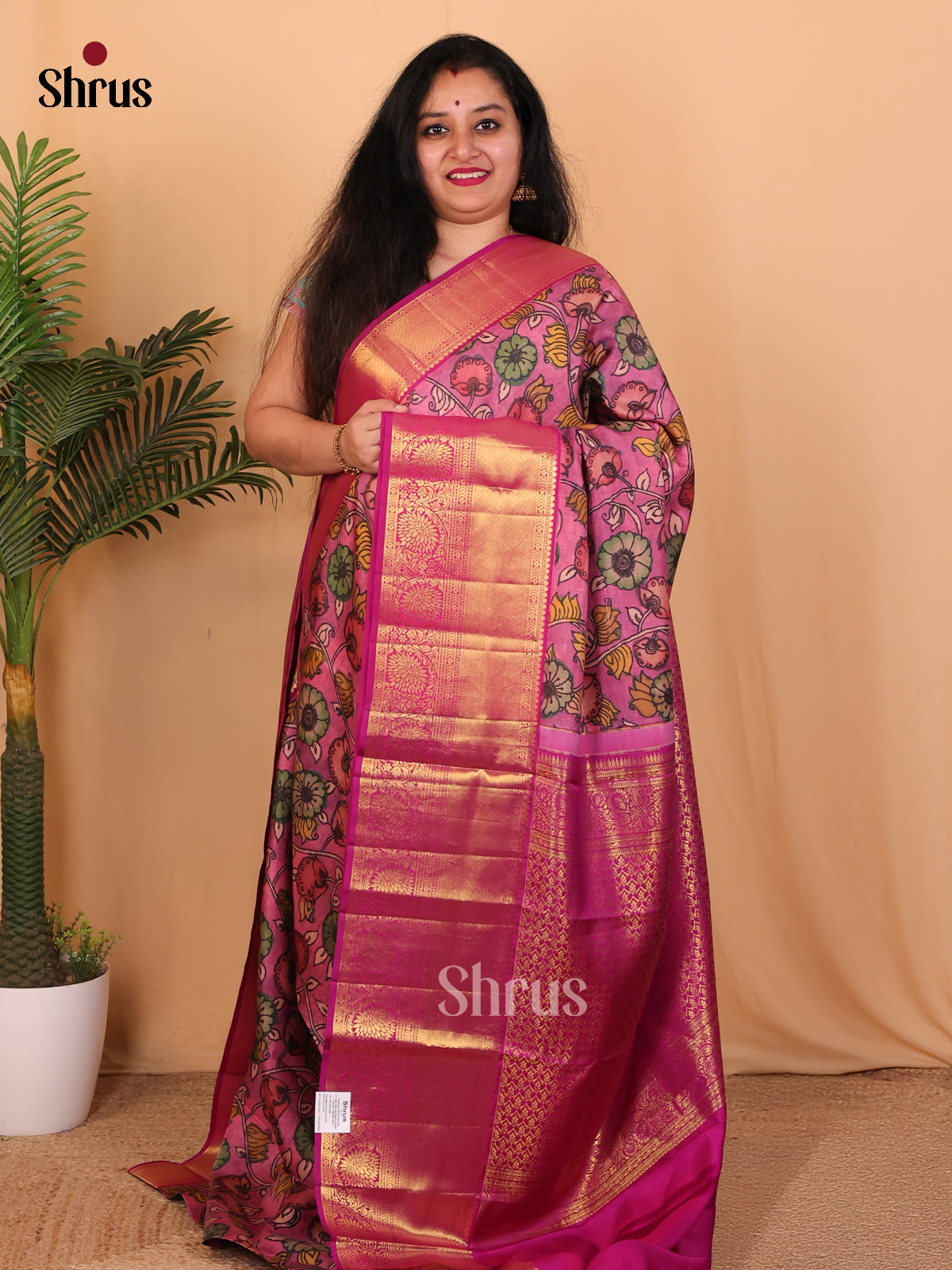 Lotus Pink Kanchipuram silk Saree With Beautiful Floral Prints-1