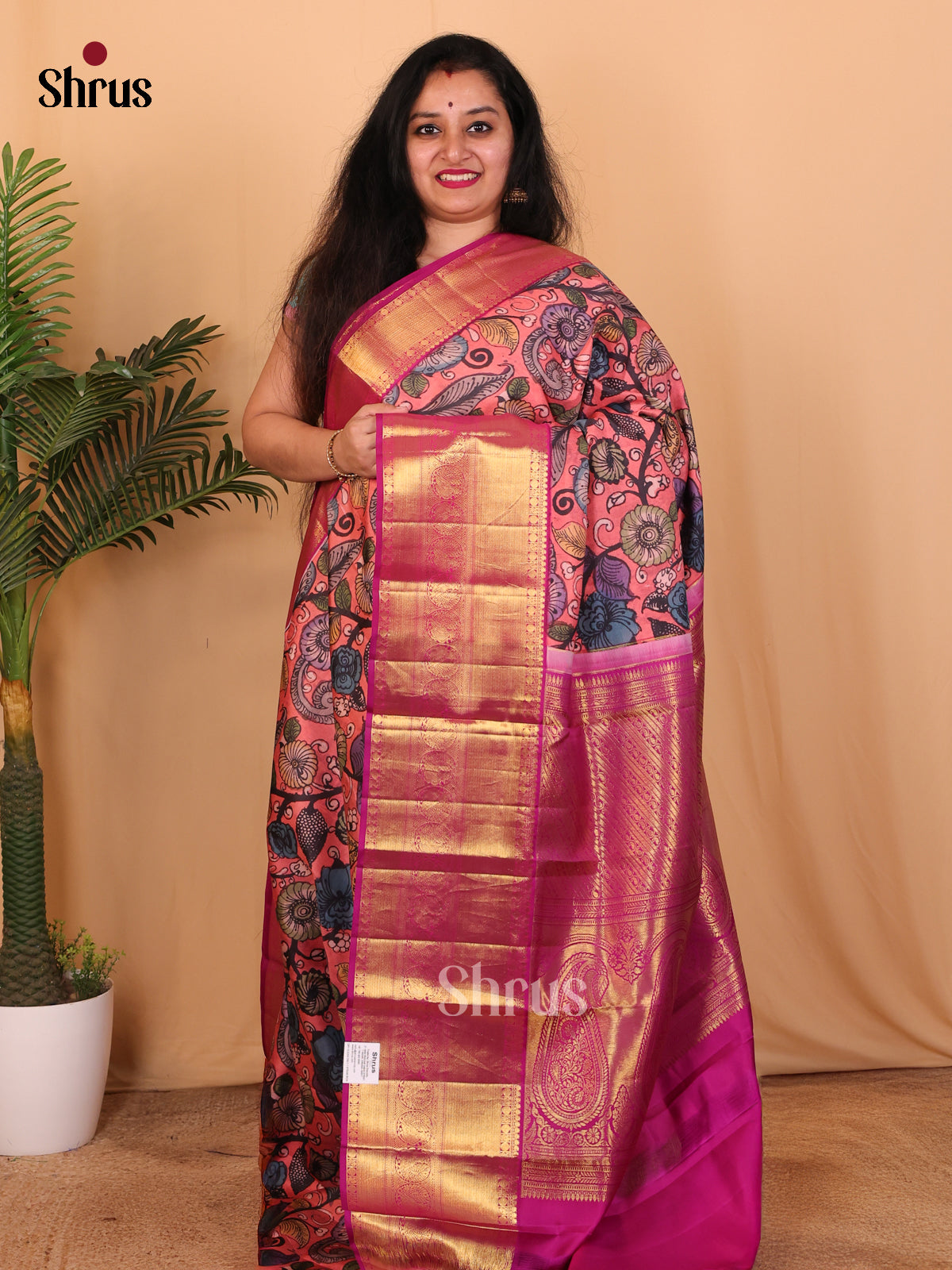 Rose Pink Kanchipuram silk Saree With Beautiful Floral Prints-1