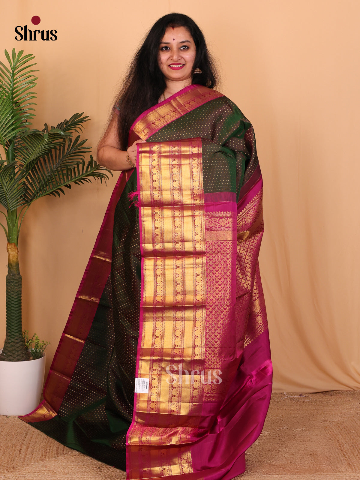 Green & Pink- Kanchipuram silk Saree - Shop on Shrus.com