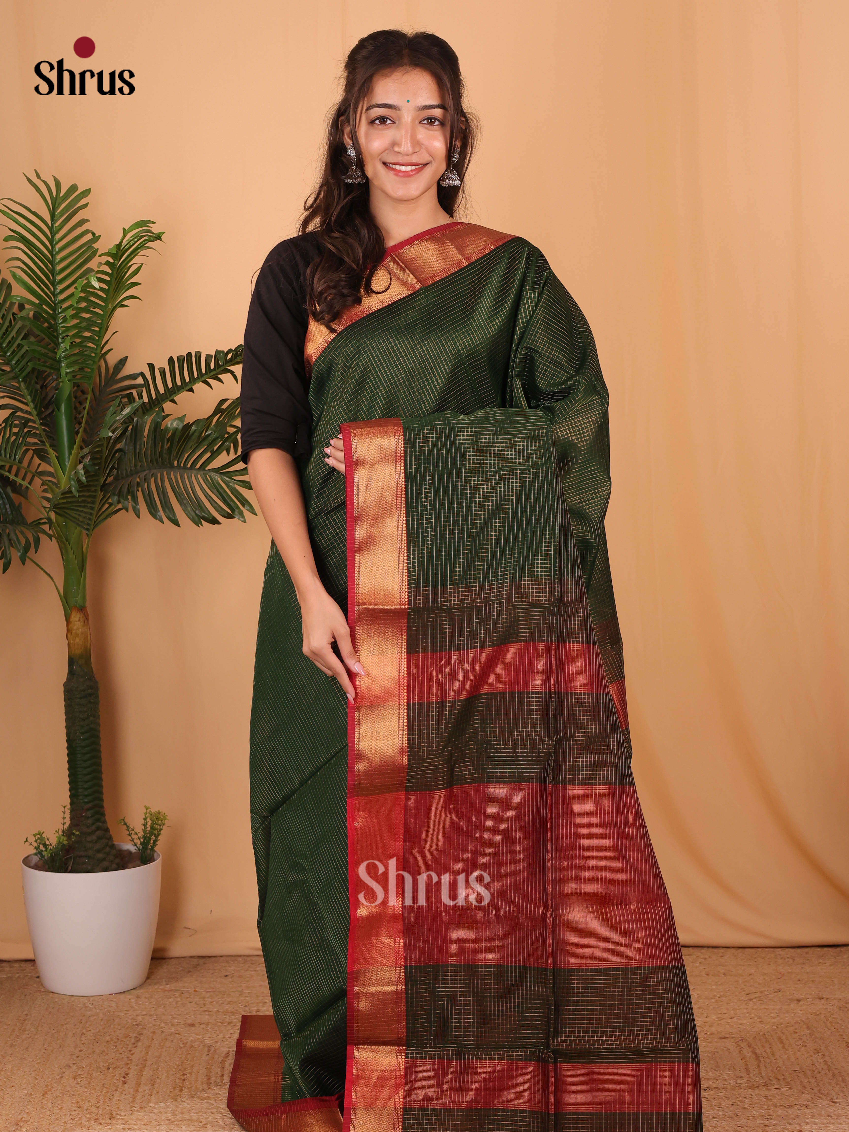 Green & Red - Maheshwari silkcotton Saree - Shop on Shrus.com