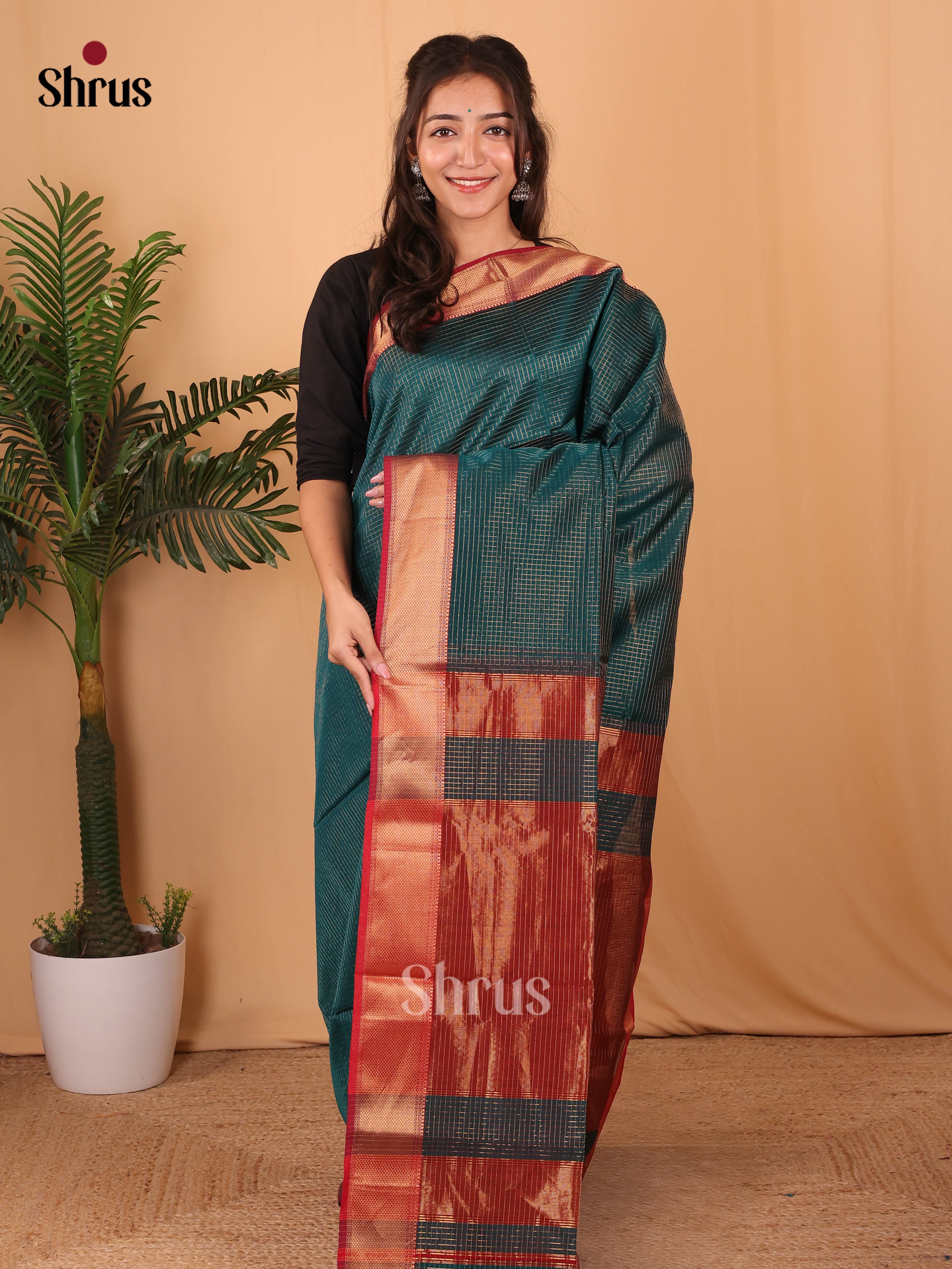 Peacock Green & Red - Maheshwari silkcotton Saree - Shop on Shrus.com