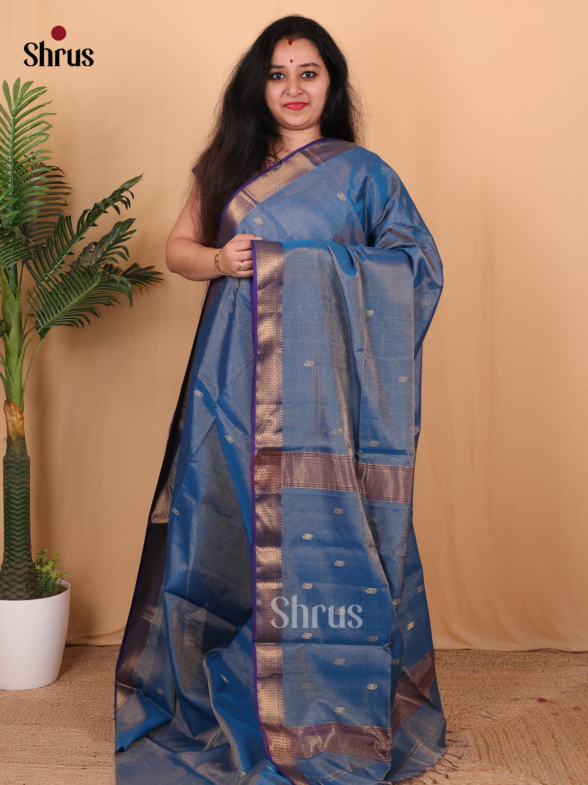 Blue(single Tone)- Maheshwari silkcotton Saree - Shop on Shrus.com