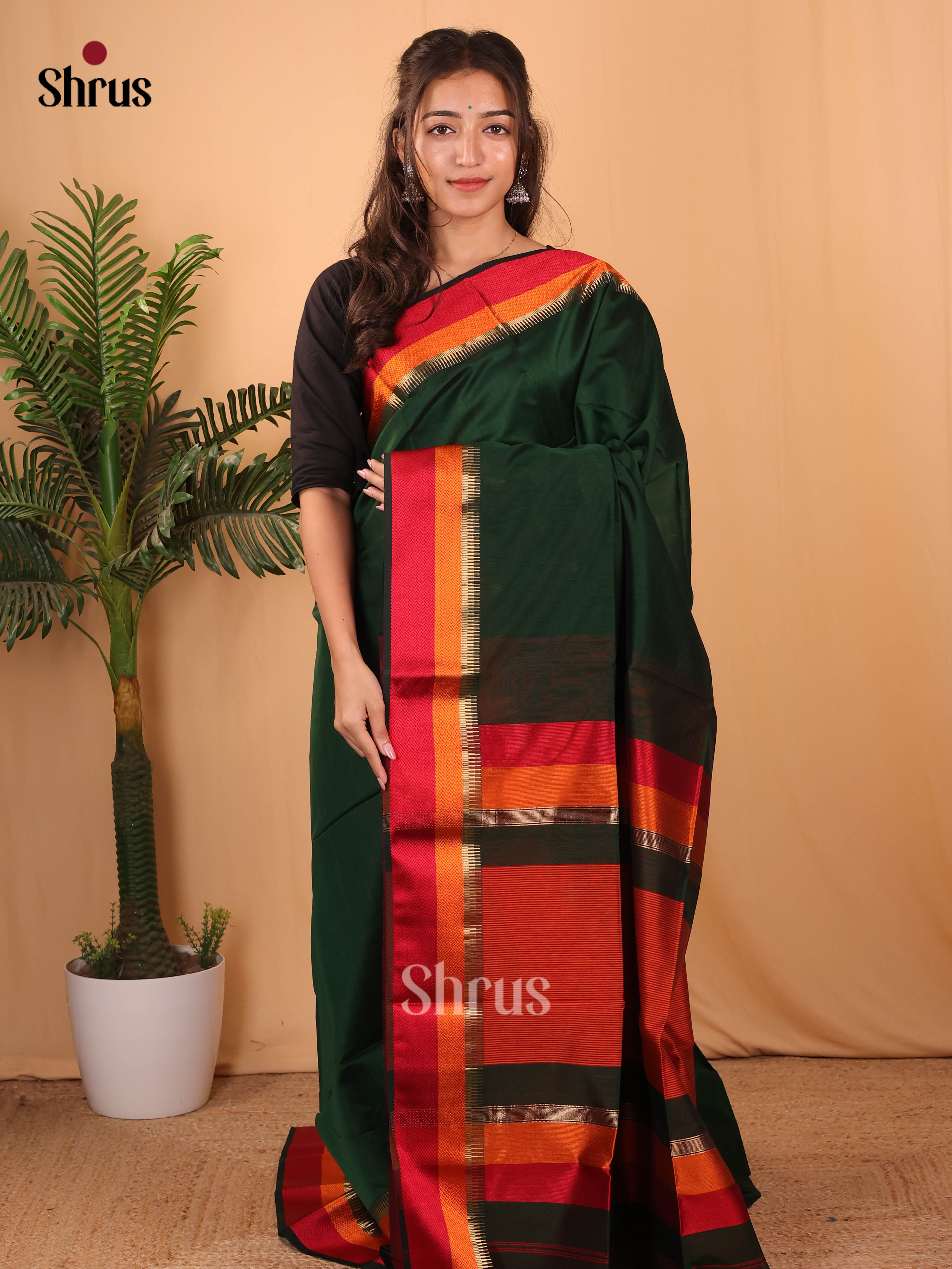 Green & Red - Maheshwari silkcotton Saree - Shop on Shrus.com