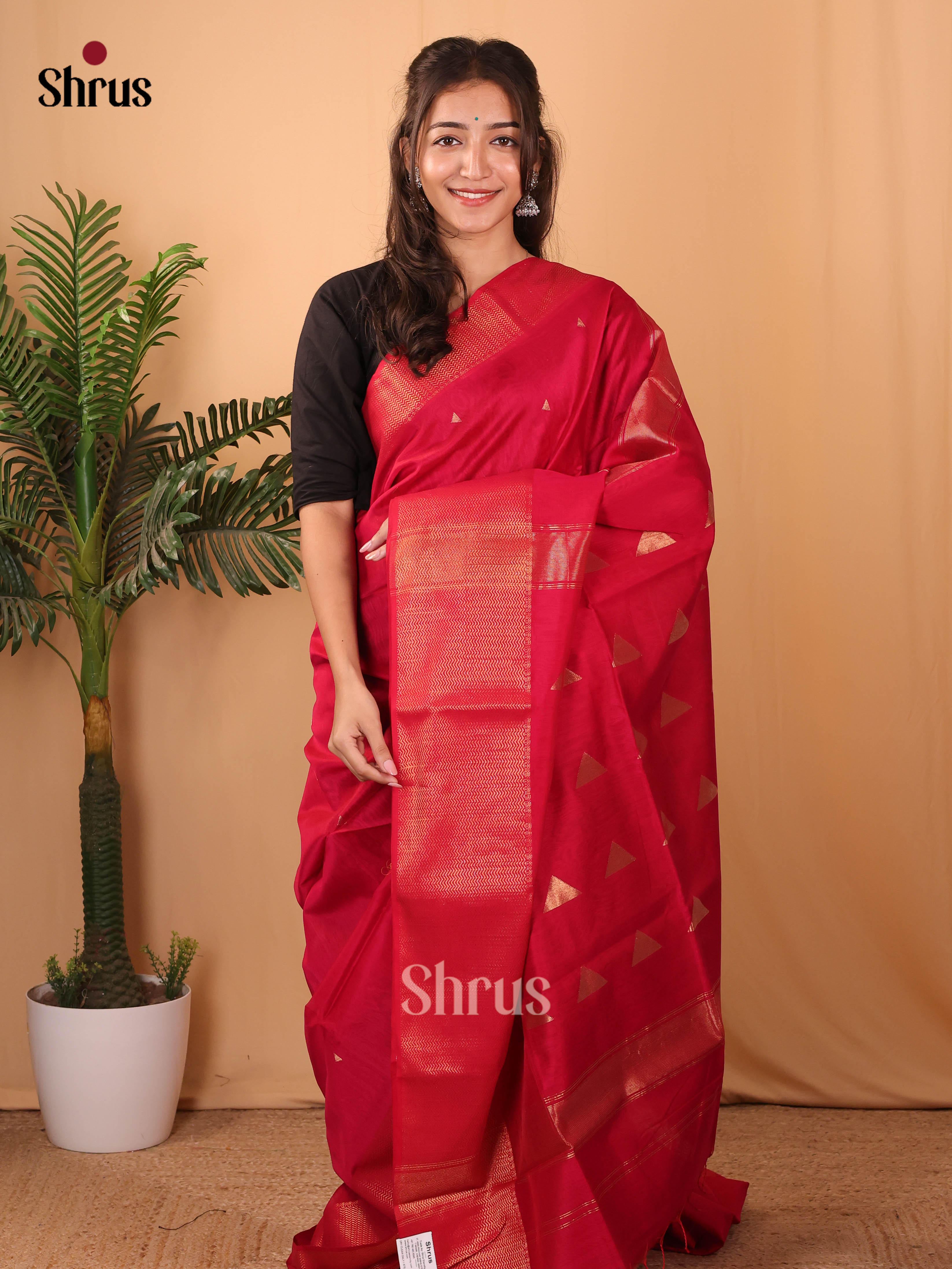 Red(Single tone)- Maheshwari silkcotton Saree - Shop on Shrus.com