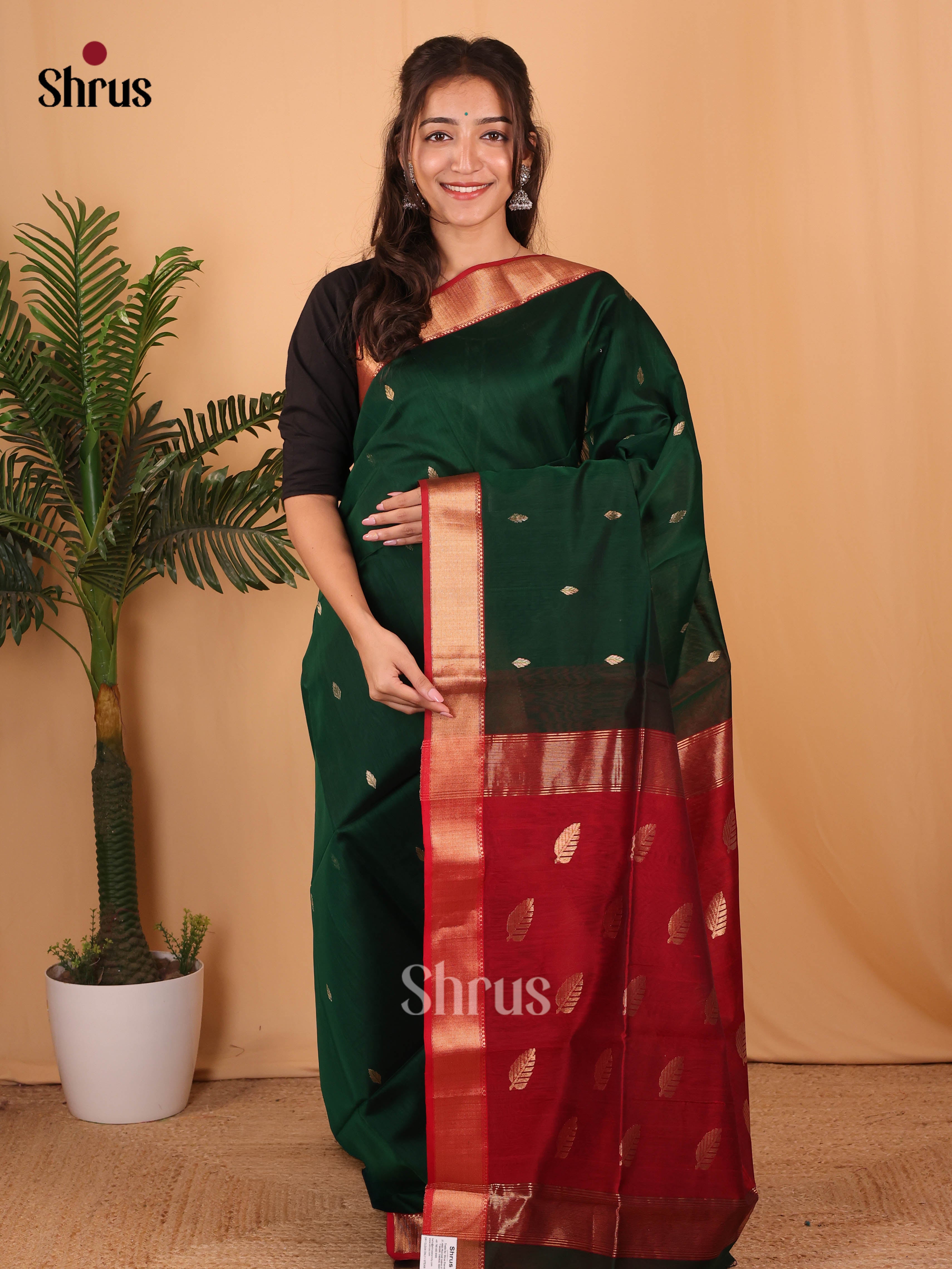 Green & Red - Maheshwari silkcotton Saree - Shop on Shrus.com