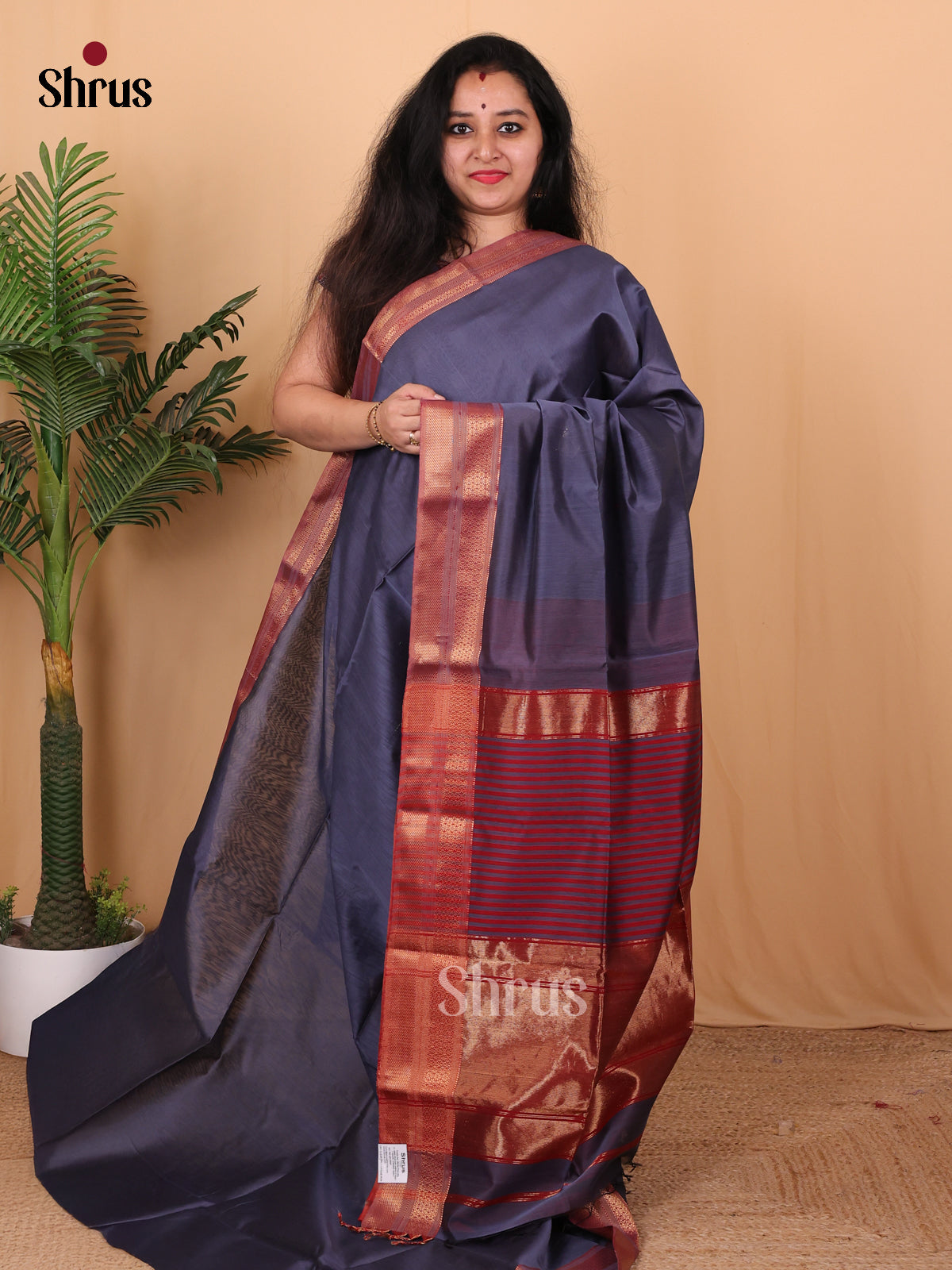 Grey& Maroon- Maheshwari silkcotton Saree - Shop on Shrus.com
