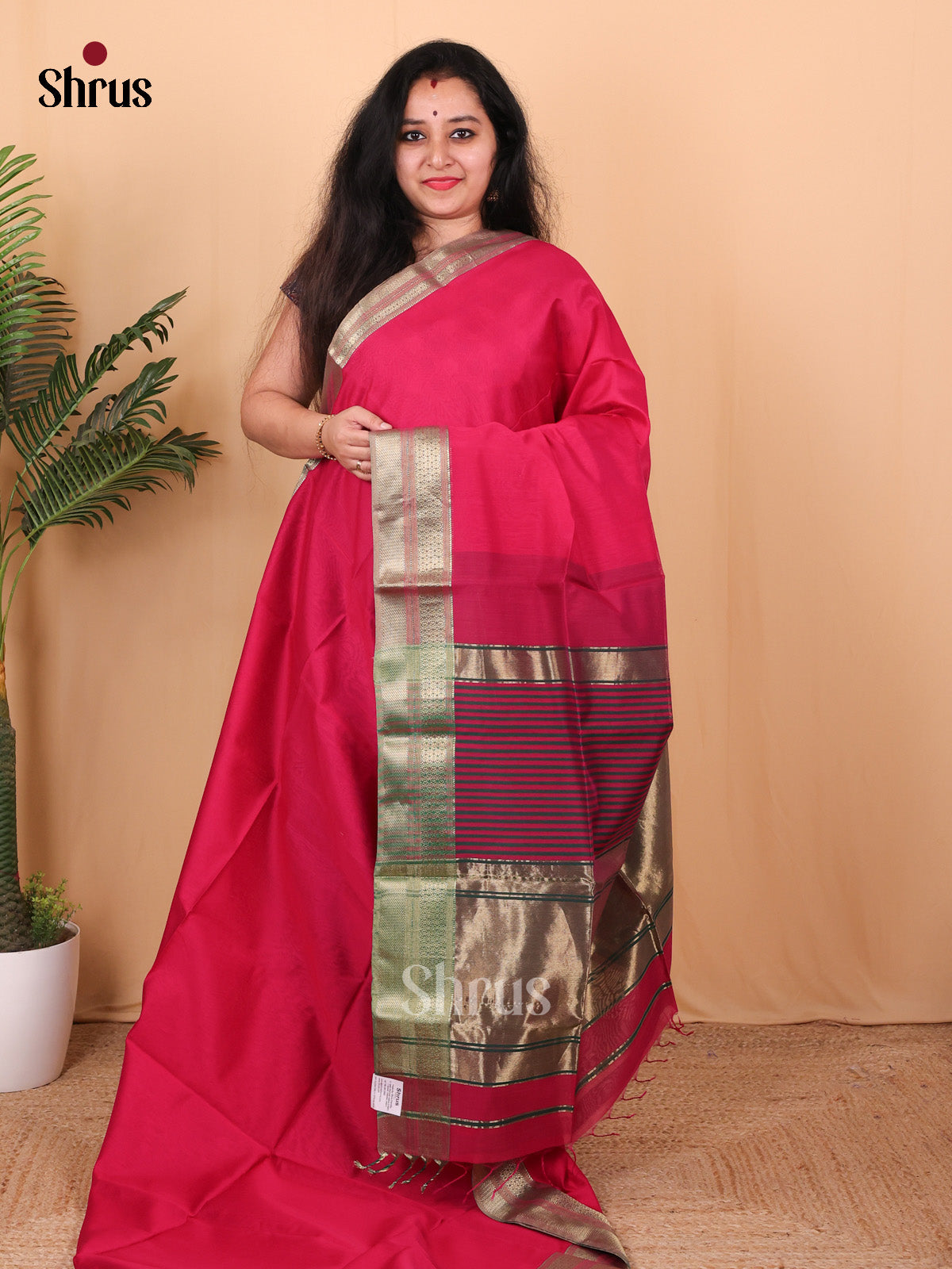 Reddish Pink & Green - Maheshwari silkcotton Saree - Shop on Shrus.com