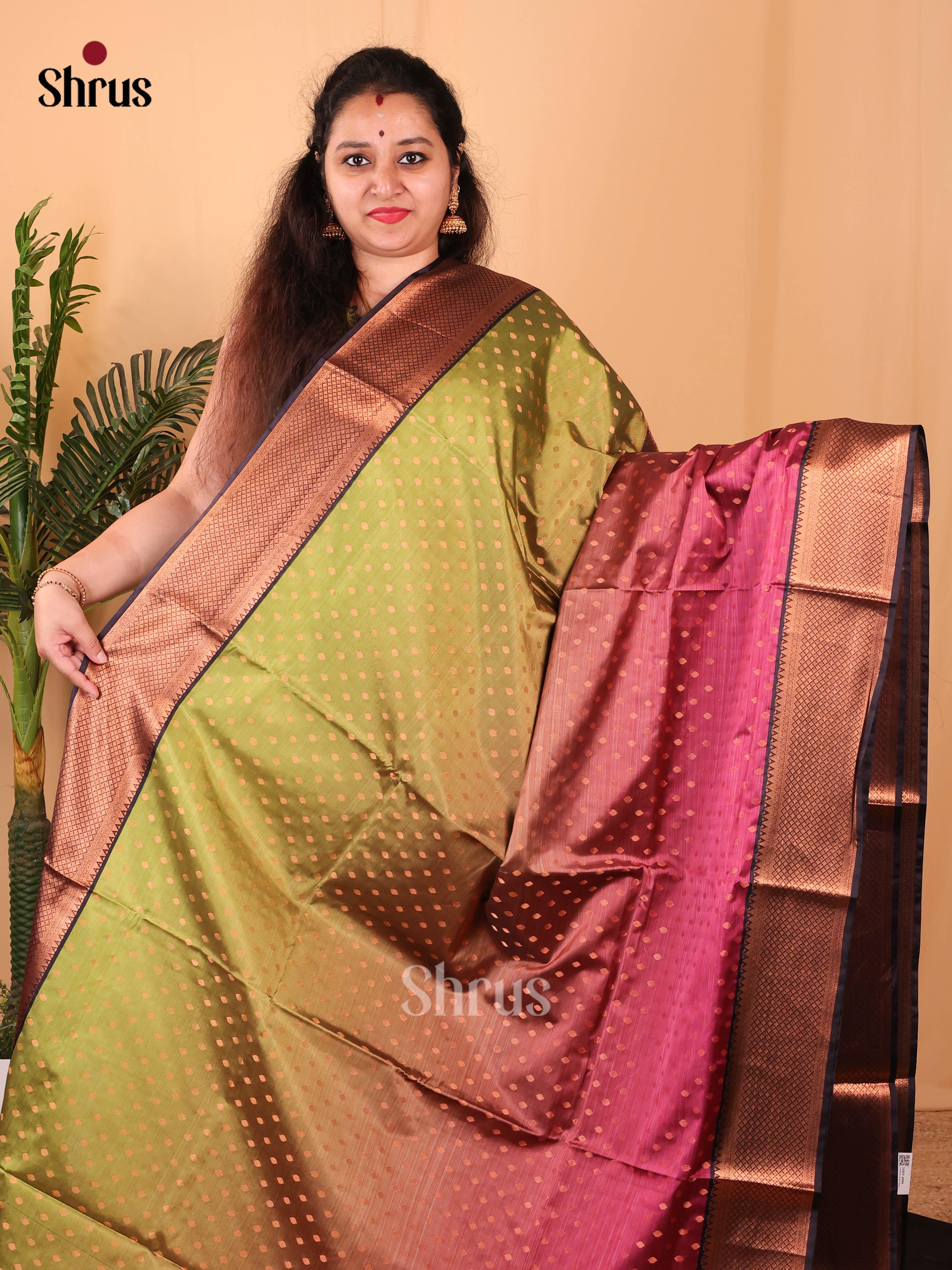 Green & Black- Kanchipuram-halfpure Saree - Shop on Shrus.com