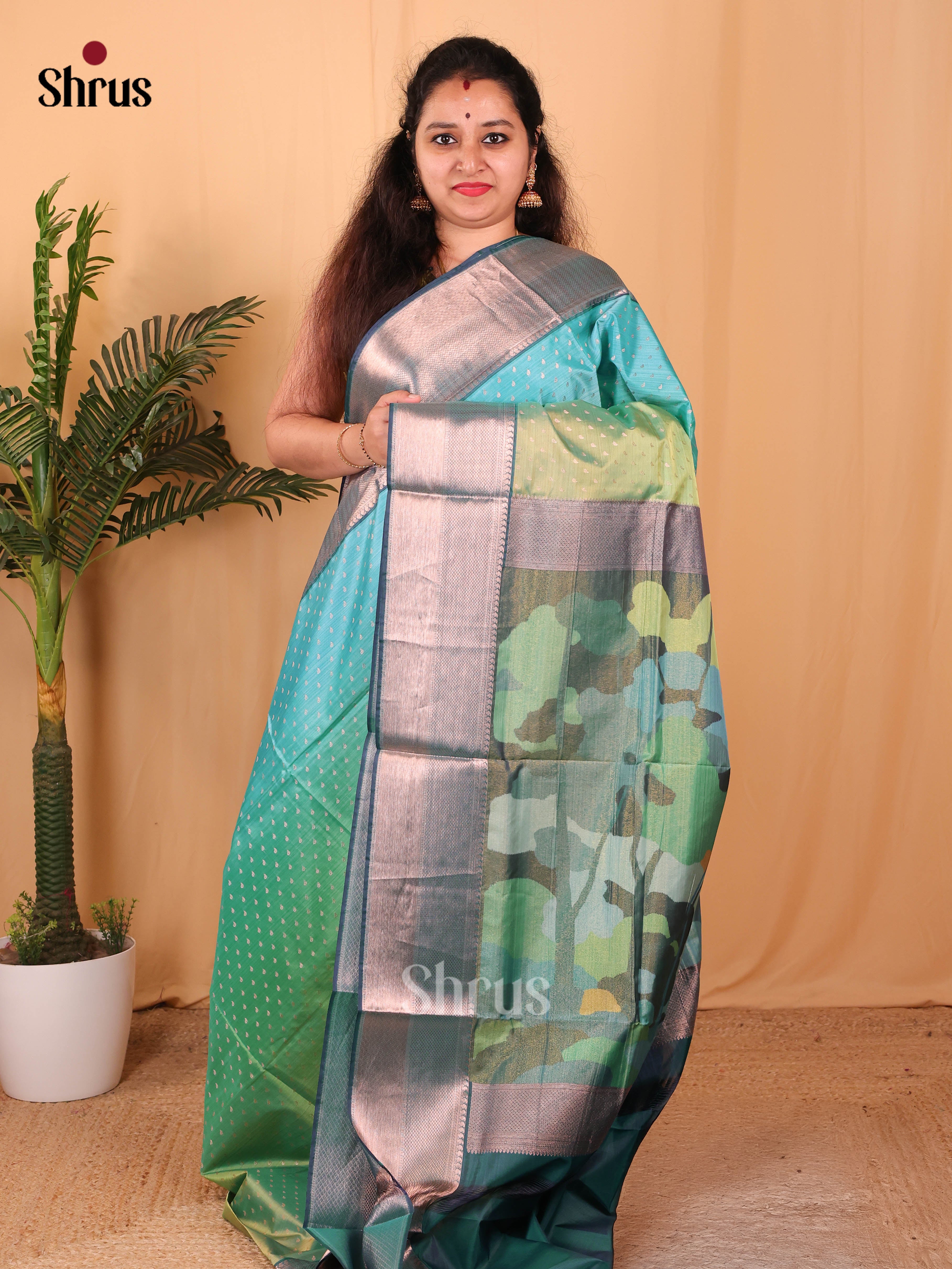 Shades of Green - Kanchipuram-halfpure Saree - Shop on Shrus.com