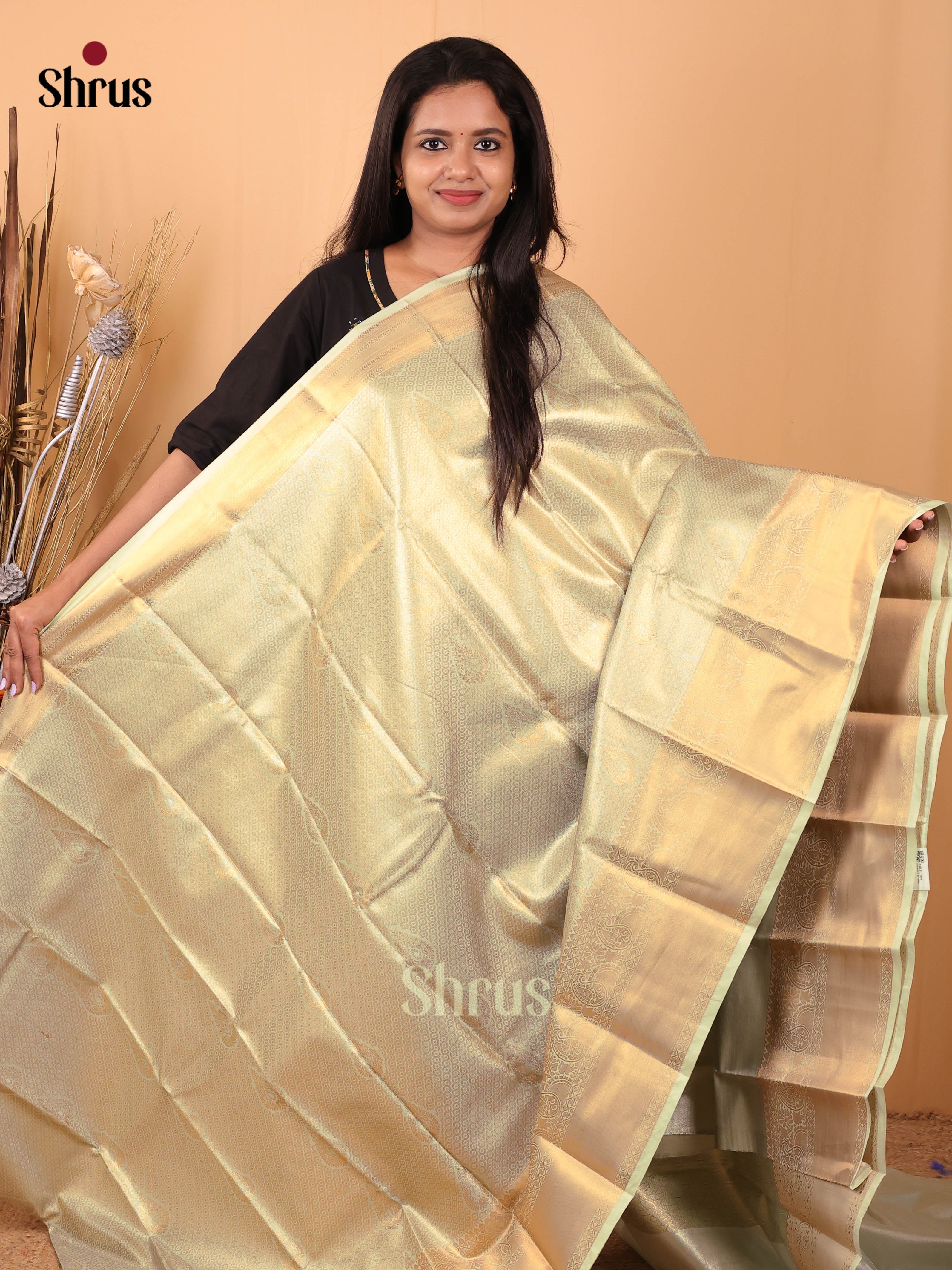 Lite Green- Kanchipuram-halfpure Saree - Shop on Shrus.com