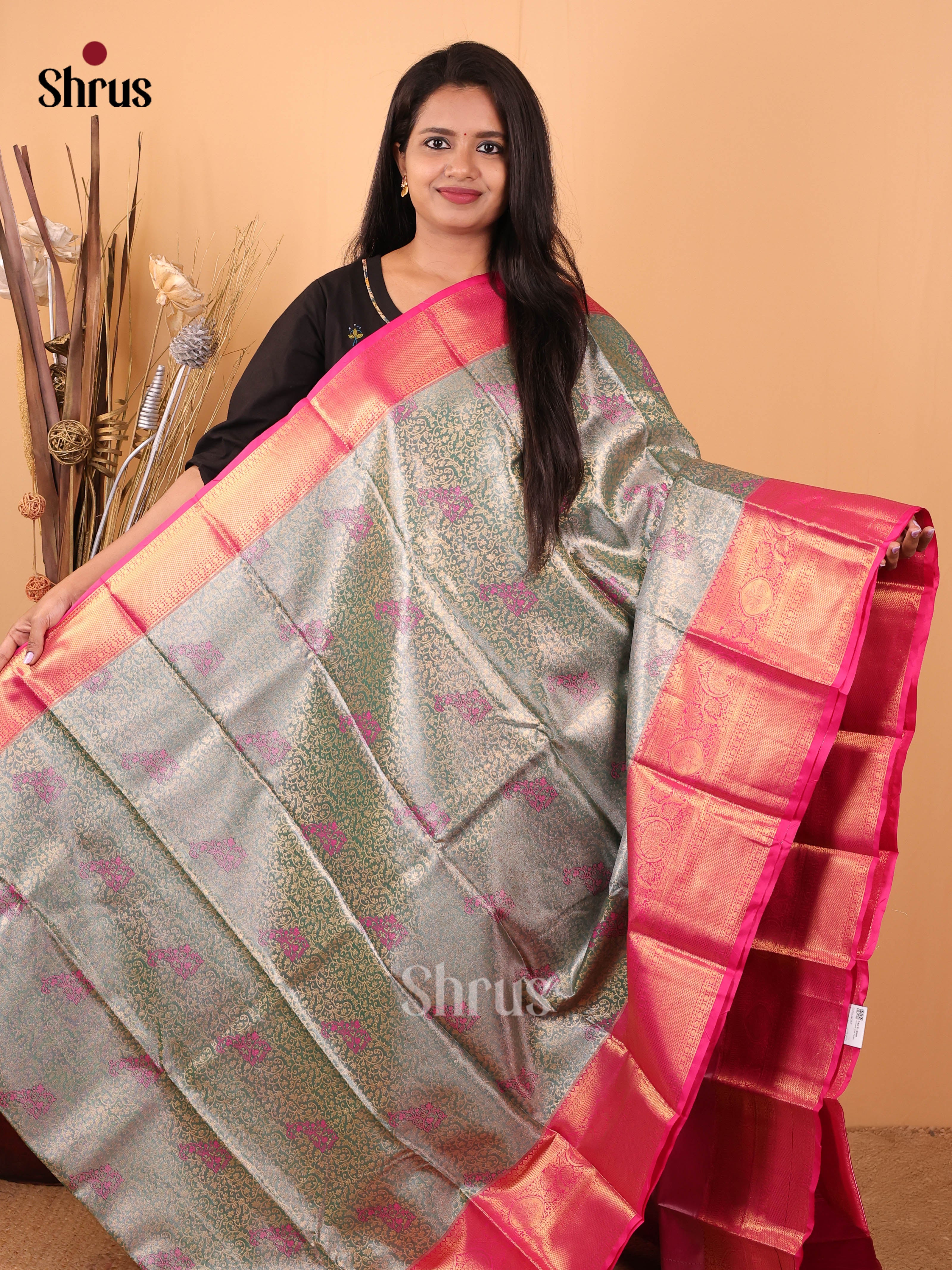 Green & Pink - Kanchipuram-halfpure Saree - Shop on Shrus.com