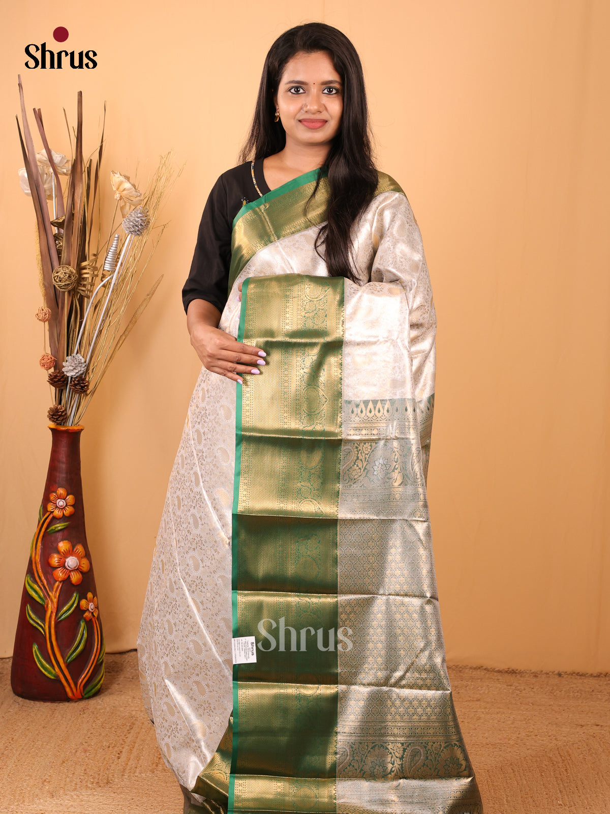 White & Green - Kanchipuram-halfpure Saree - Shop on Shrus.com
