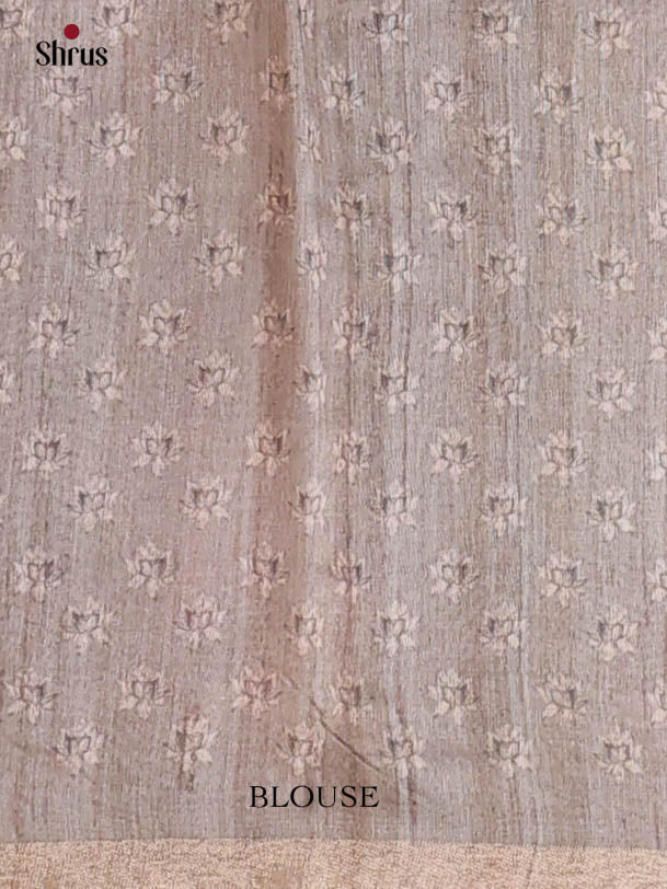 Red & Grey - Semi Kantha Saree - Shop on Shrus.com