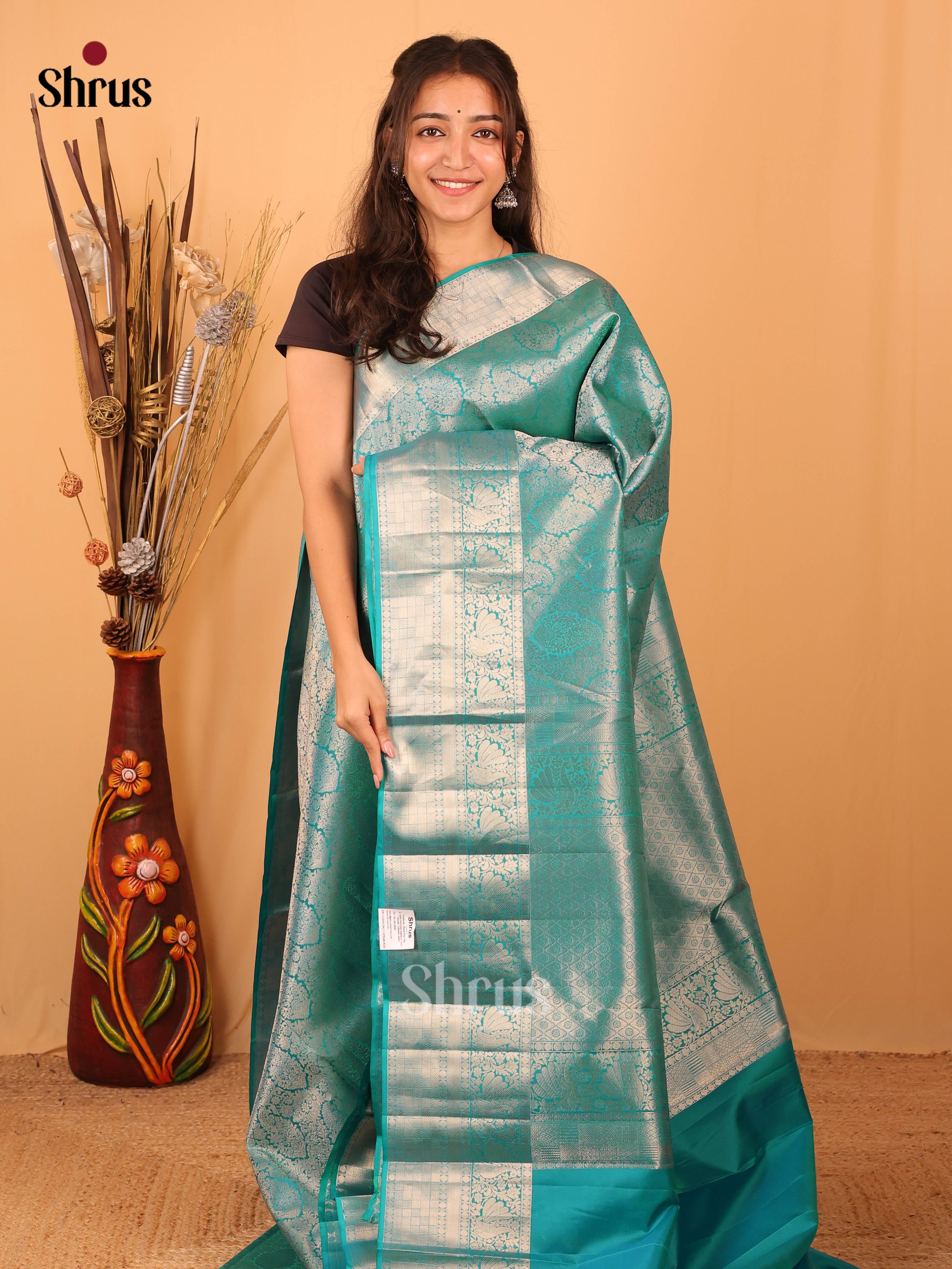 Teal Blue(Single Tone) - Kanchipuram silk Saree - Shop on Shrus.com