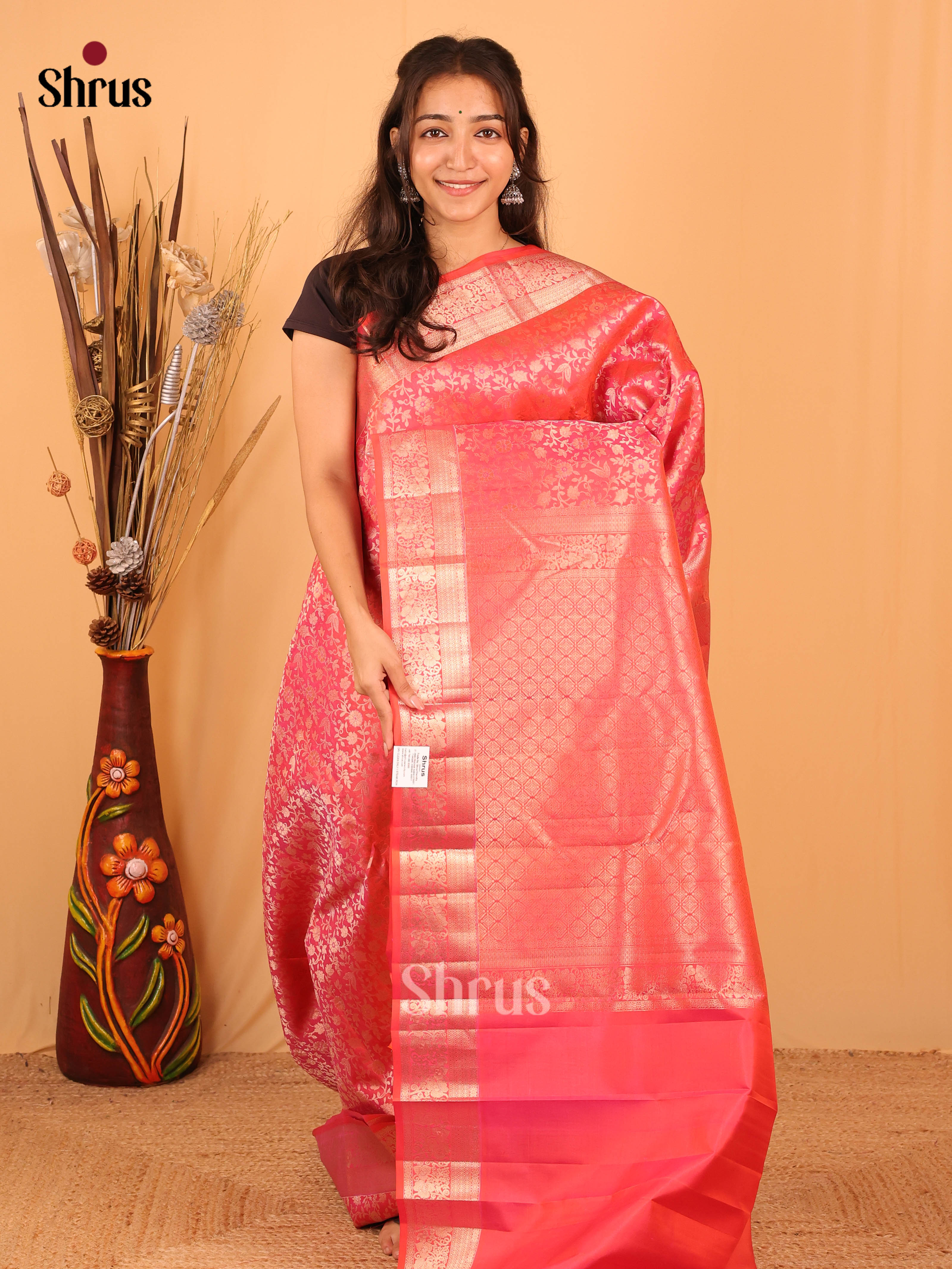 Orangish Pink Kanchipuram silk Saree With Zari Woven Floral Brocade Design - Shop on Shrus.com