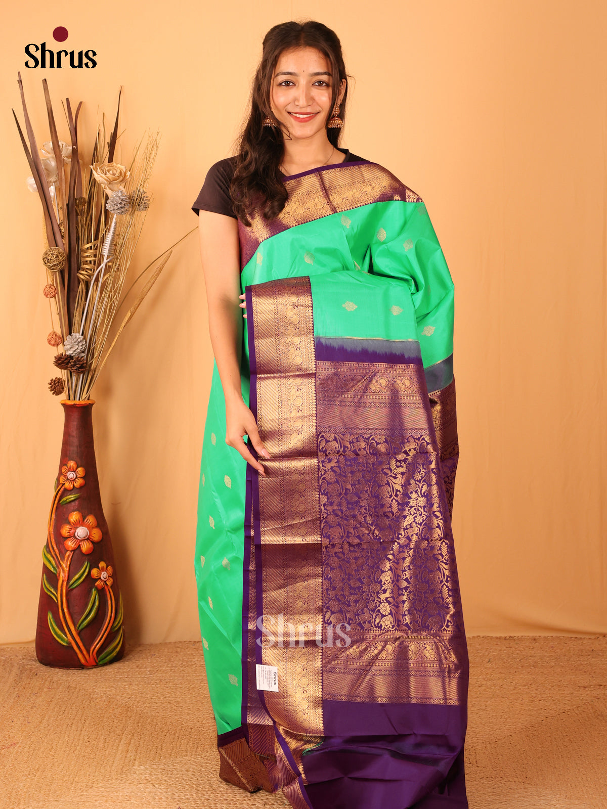 Green and Violet Kanchipuram silk Saree With Zari Woven Floral Buttas-1