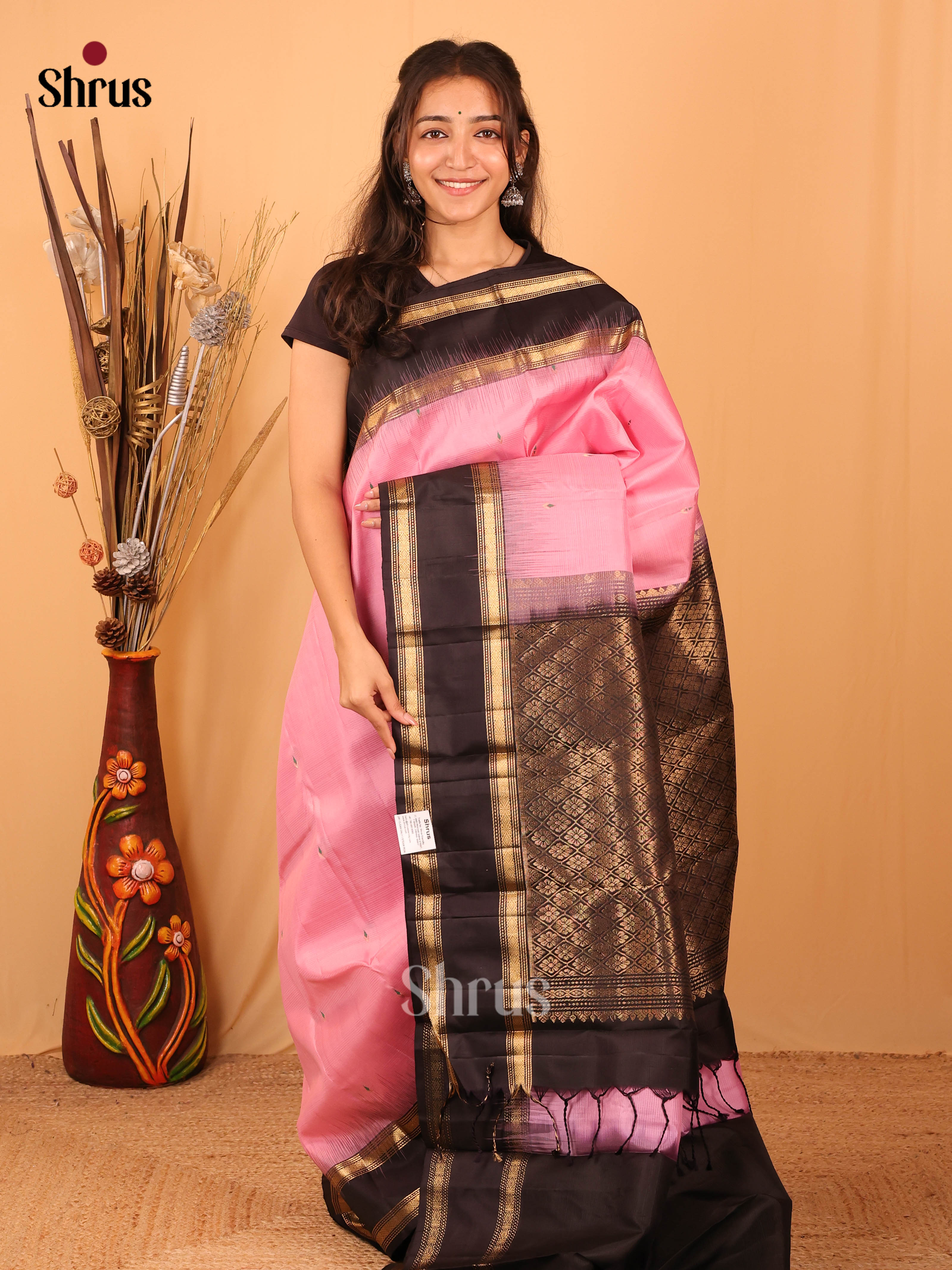 Pink & Brown - Kanchipuram silk Saree - Shop on Shrus.com