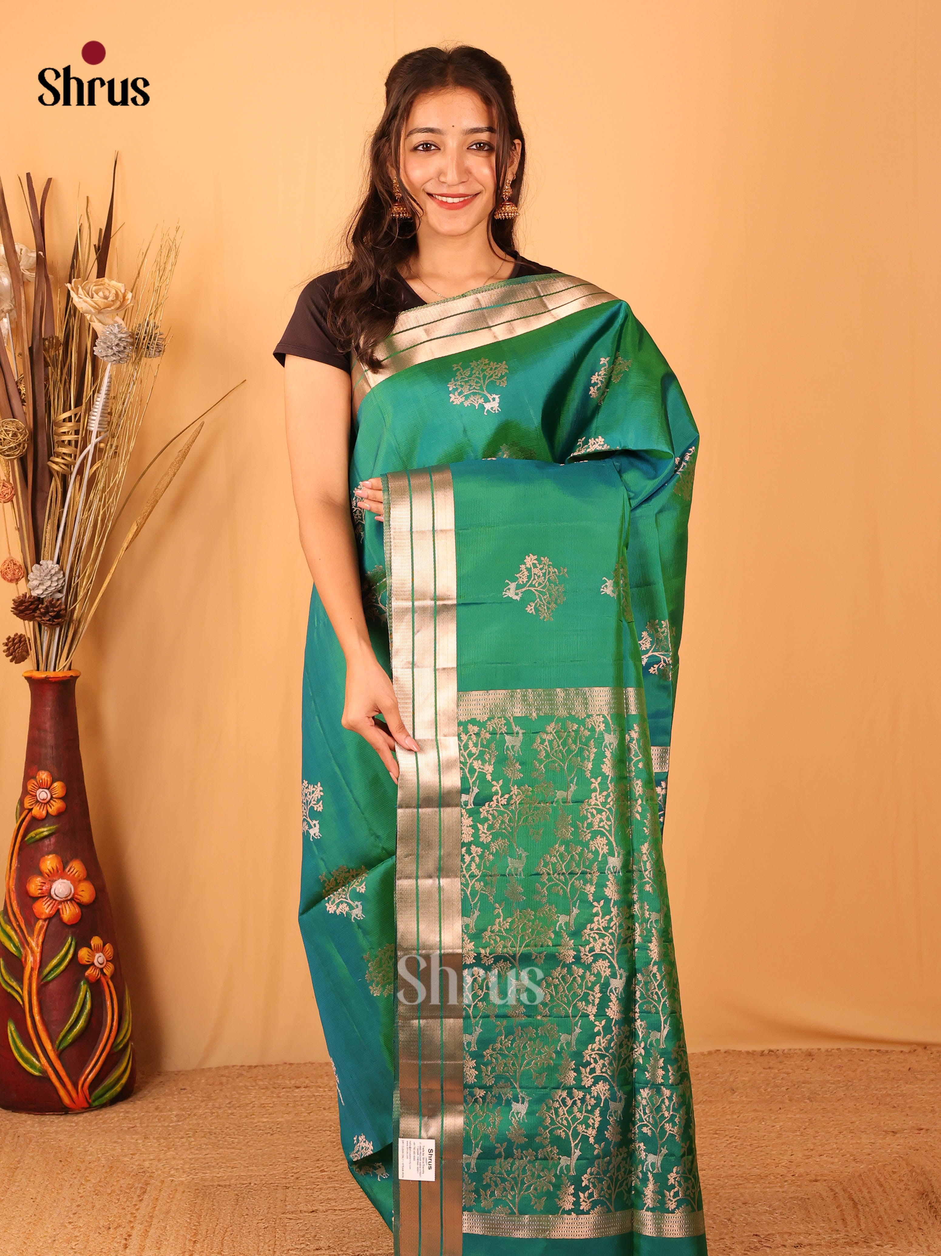 Green(Single Tone) - Soft Silk Saree - Shop on Shrus.com