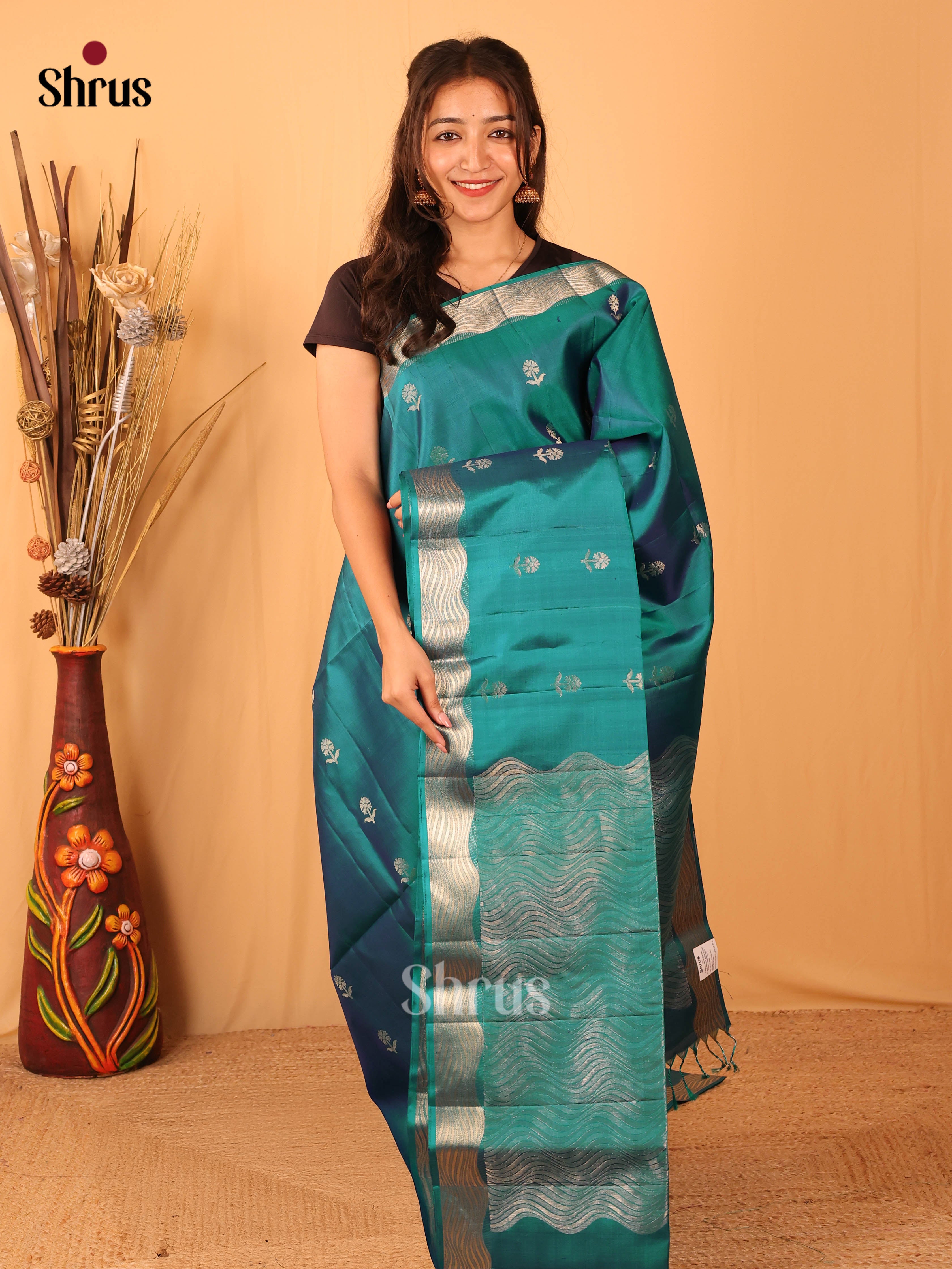 Lush Green Soft Silk Saree With Floral Zari Buttas, Self Border & Brocade Pallu-1