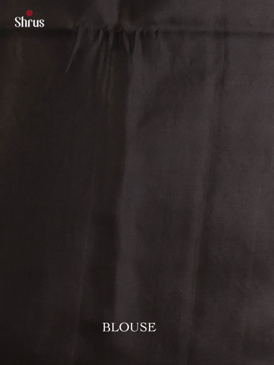 Mystifying Black Soft Silk Saree With Sleek Vanashigaram Motifs & Regal Pallu-2