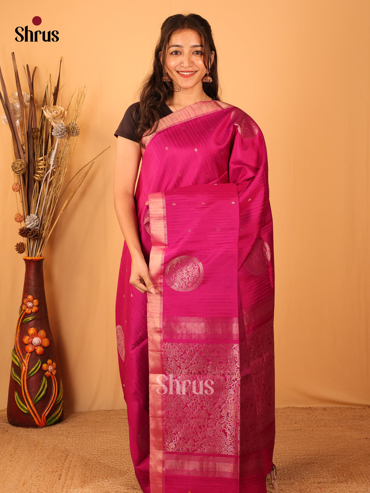 Majenta(Single Tone) - Soft Silk Saree - Shop on Shrus.com