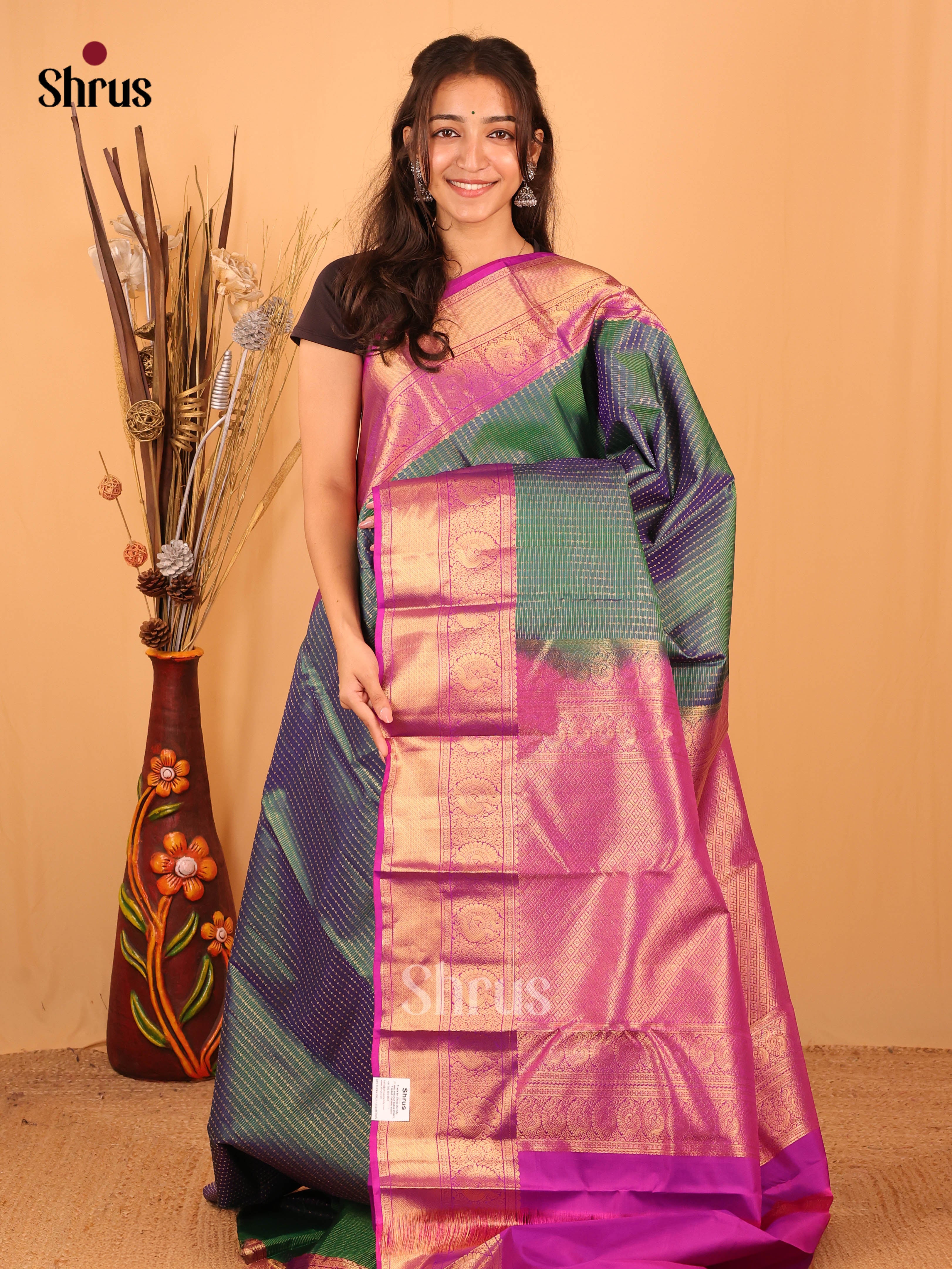 Green & Majenta - Kanchipuram silk Saree - Shop on Shrus.com
