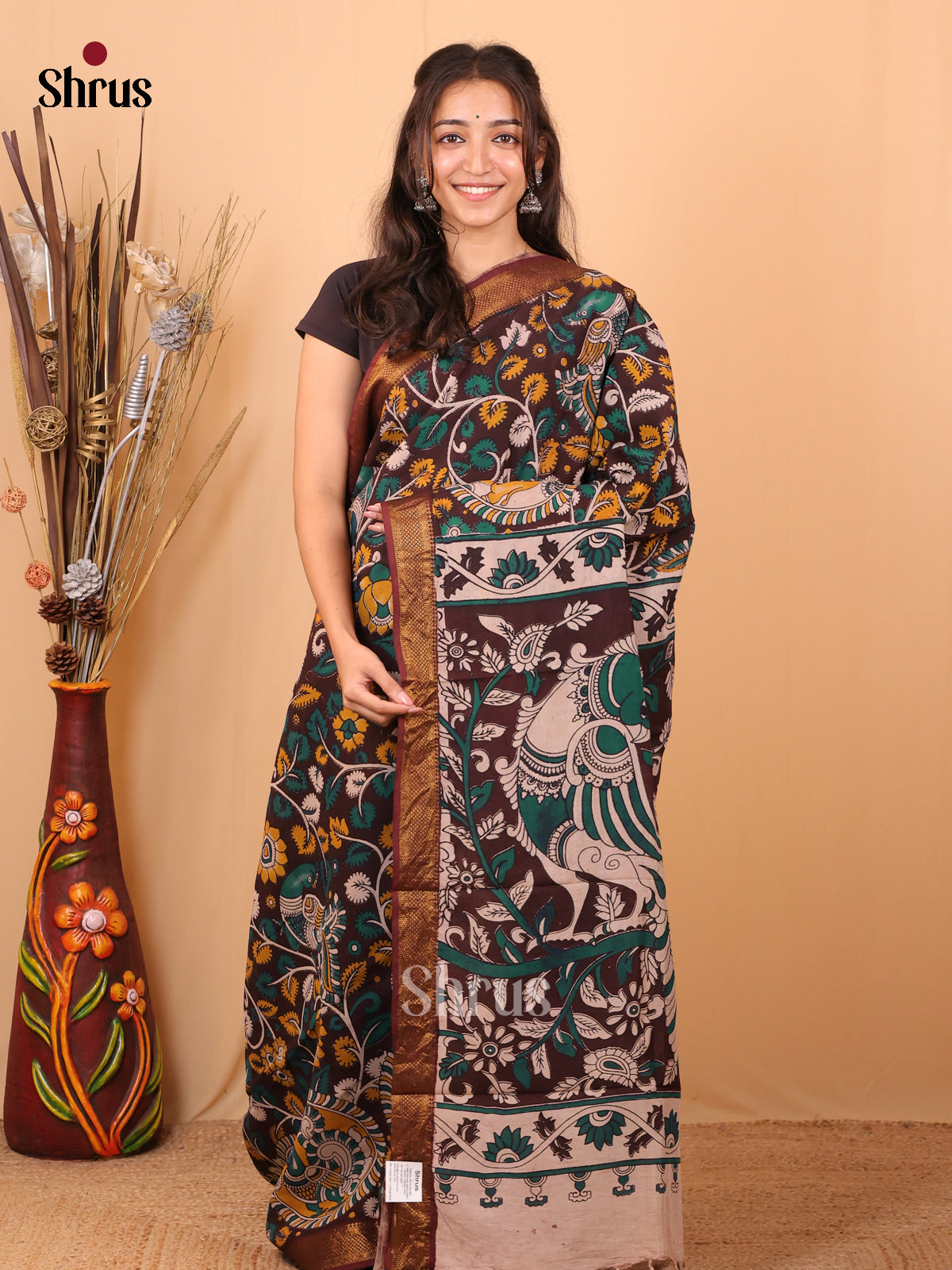 Brown & White - chennur-kalamkari Saree - Shop on Shrus.com