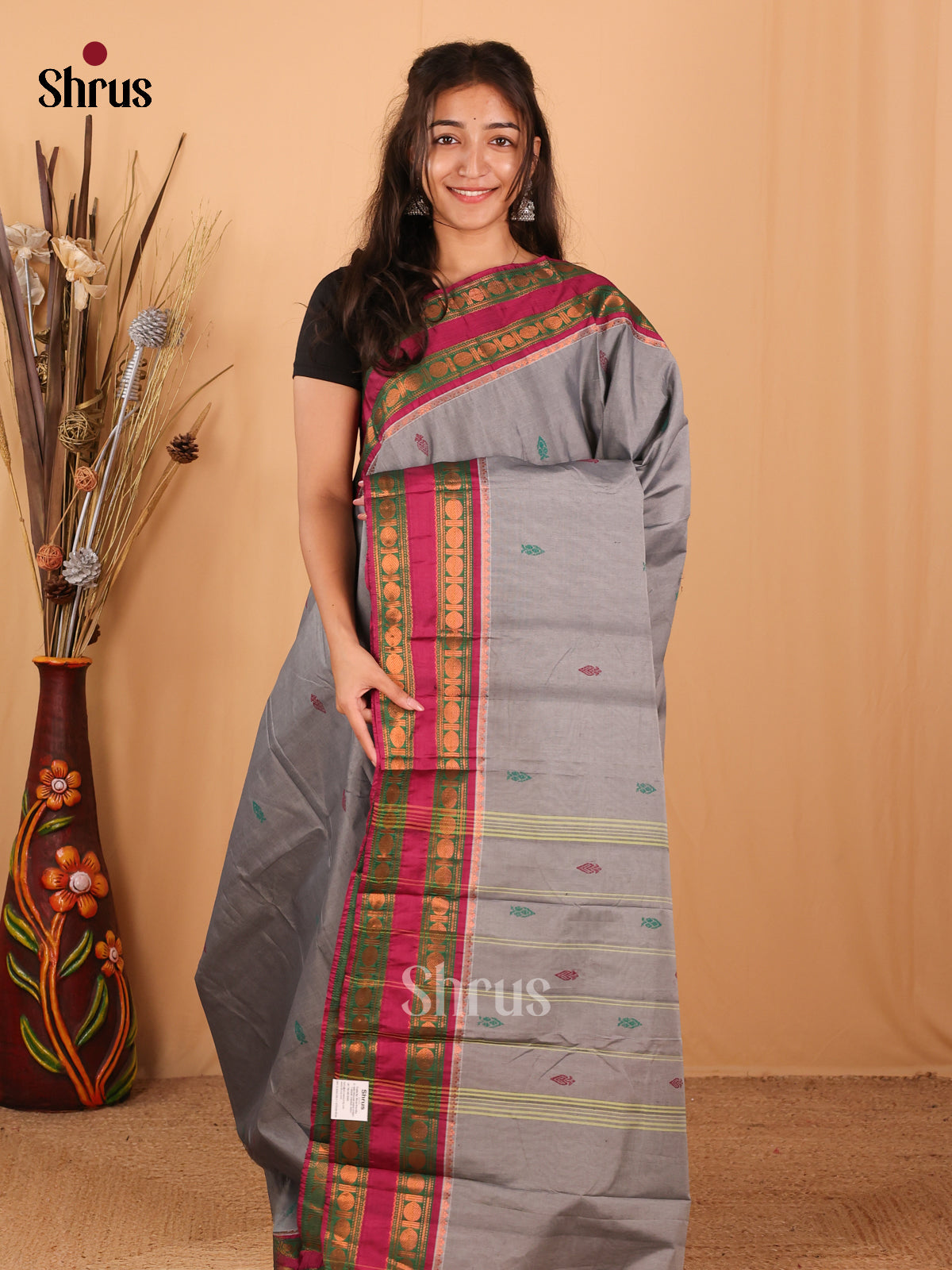 Grey & Majenta - Chettinad Mix Cotton Saree - Shop on Shrus.com