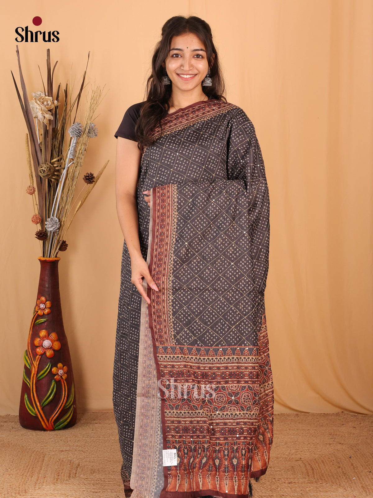 Black & Brown - Semi Kantha Saree - Shop on Shrus.com