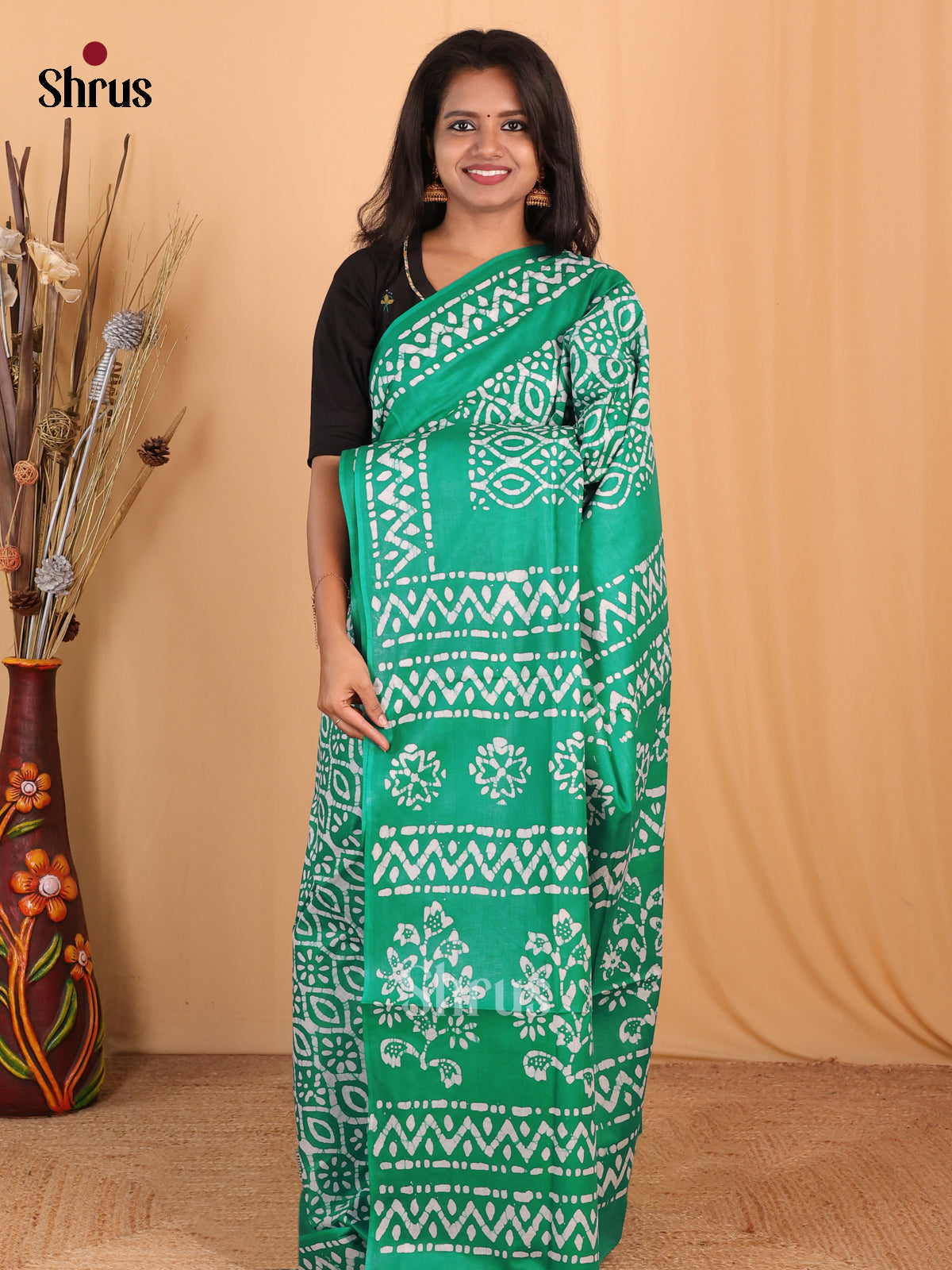 Green - Bhatik Saree - Shop on Shrus.com