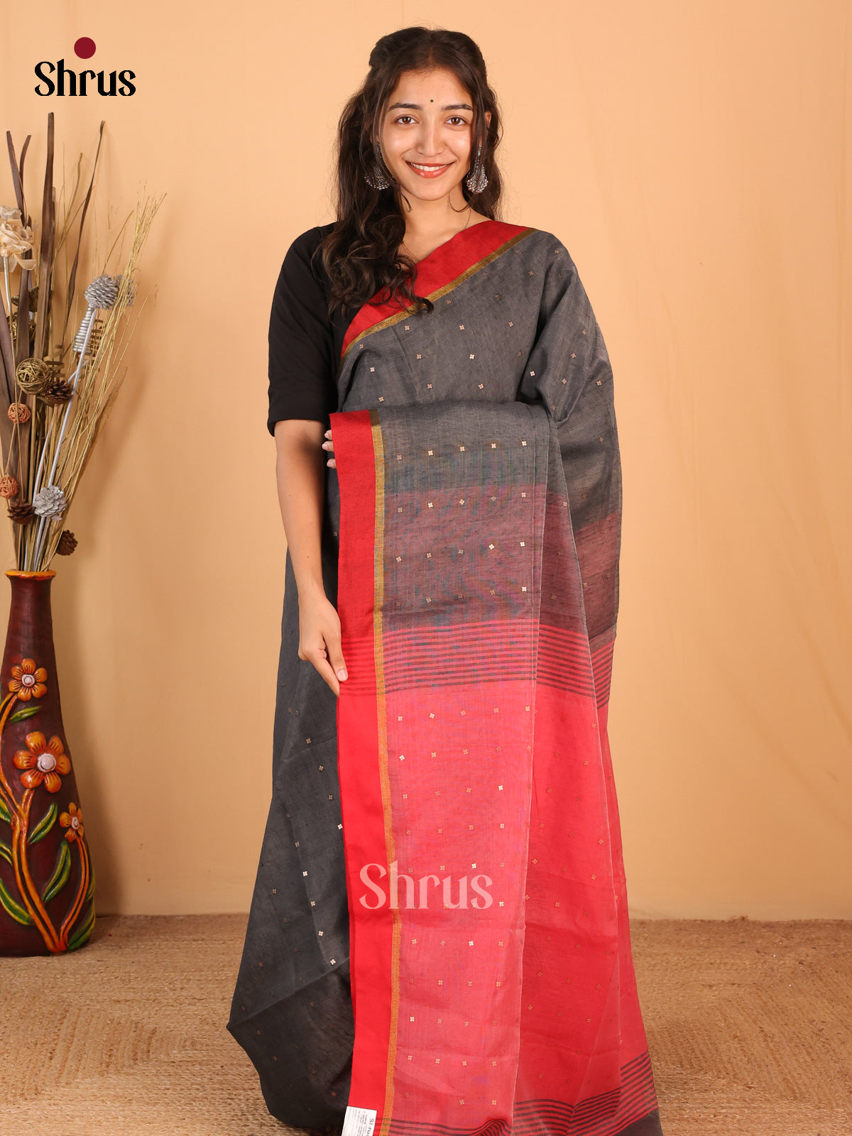 Grey & Red - Bengal cotton Saree - Shop on Shrus.com