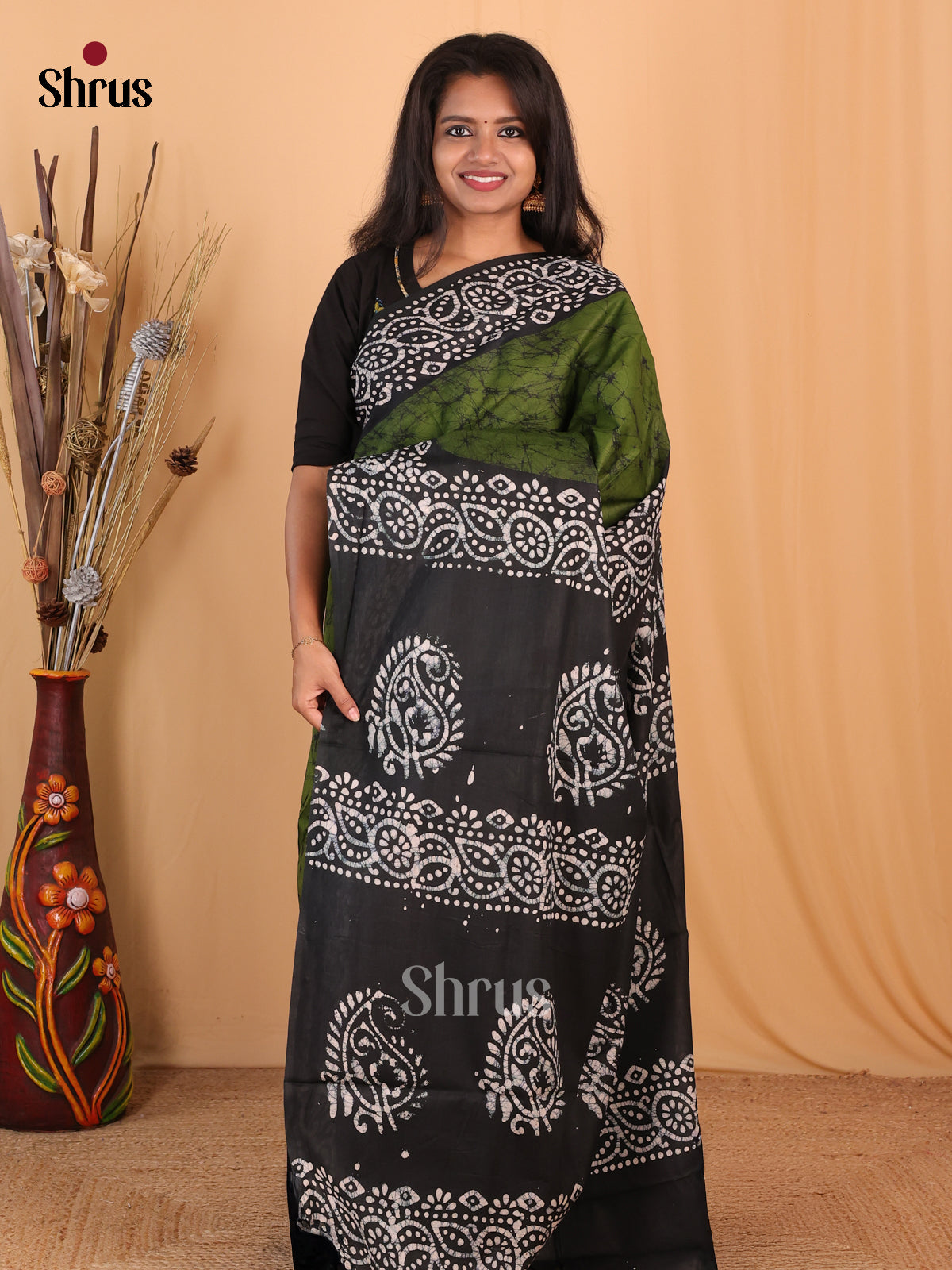 Green & Black- Bhatik Saree - Shop on Shrus.com