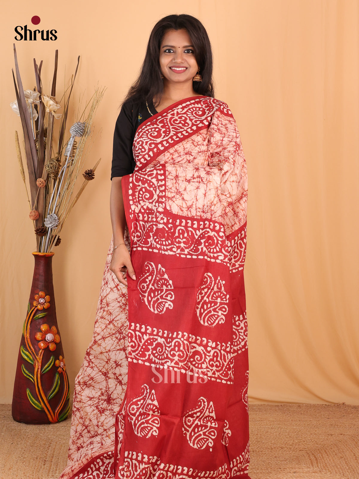 White & Red - Bhatik Saree - Shop on Shrus.com