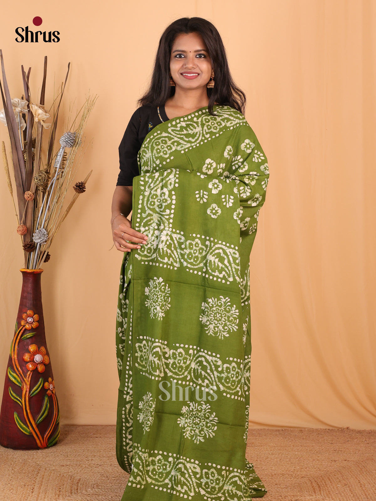 Green - Bhatik Saree - Shop on Shrus.com