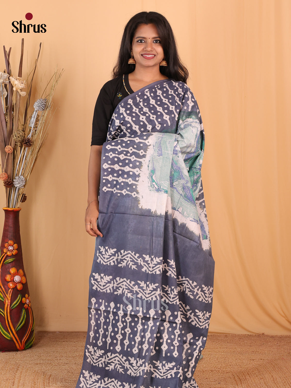 Green & Grey - Bhatik Saree - Shop on Shrus.com